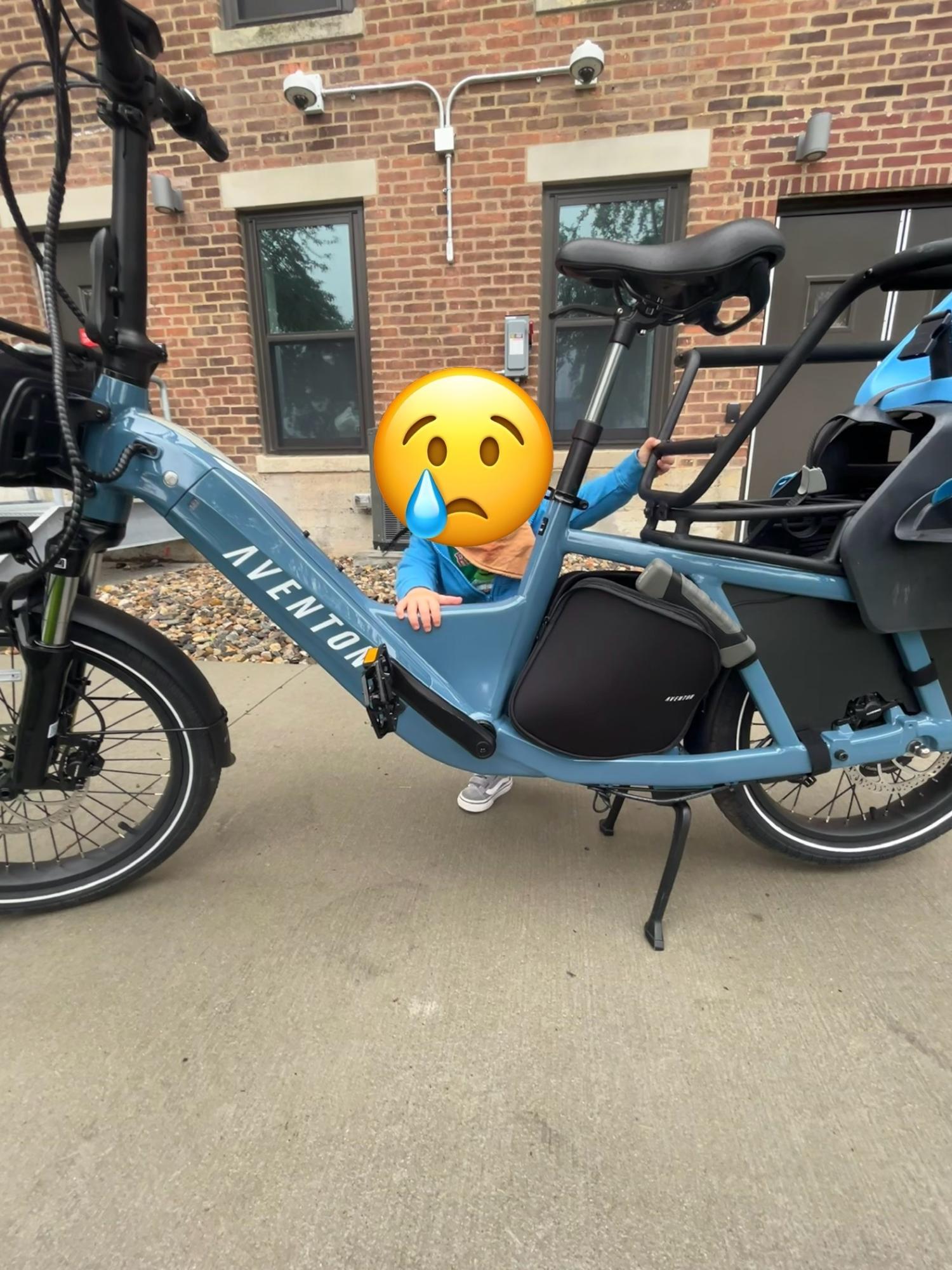 2023 Aventón Abound Blue