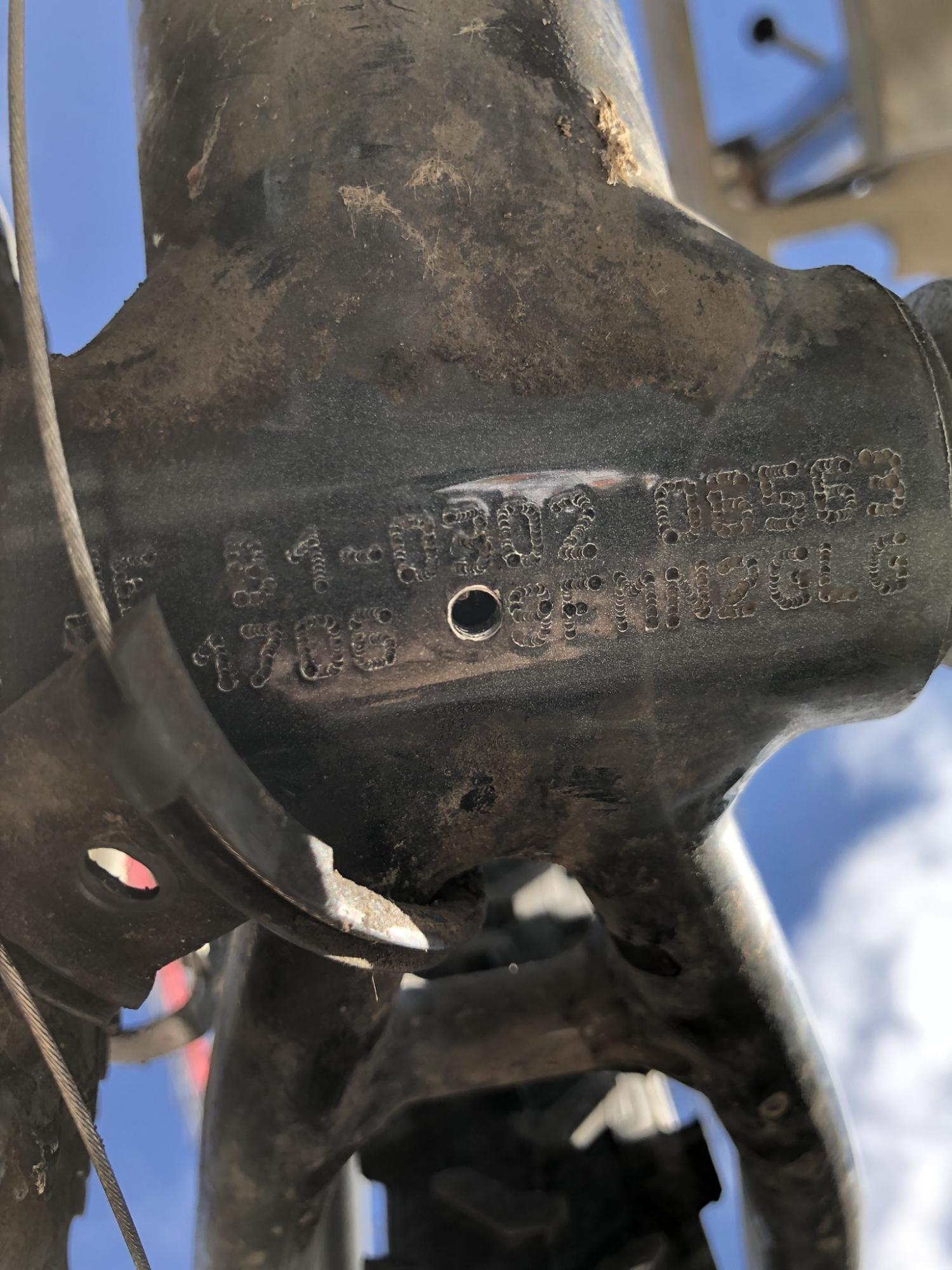 Cannondale F400 Silver, gray or bare metal