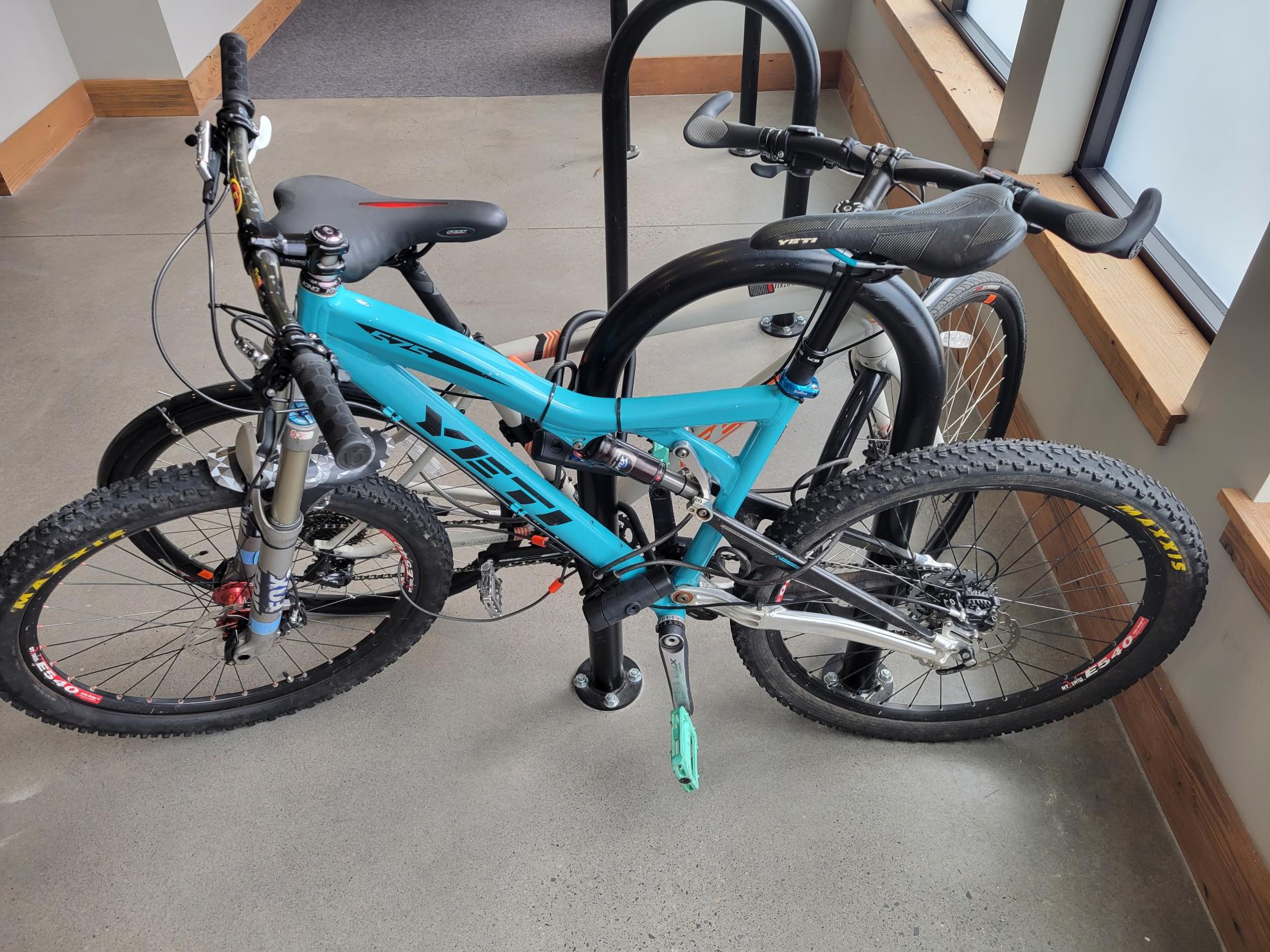 2015 Yeti 575 Teal