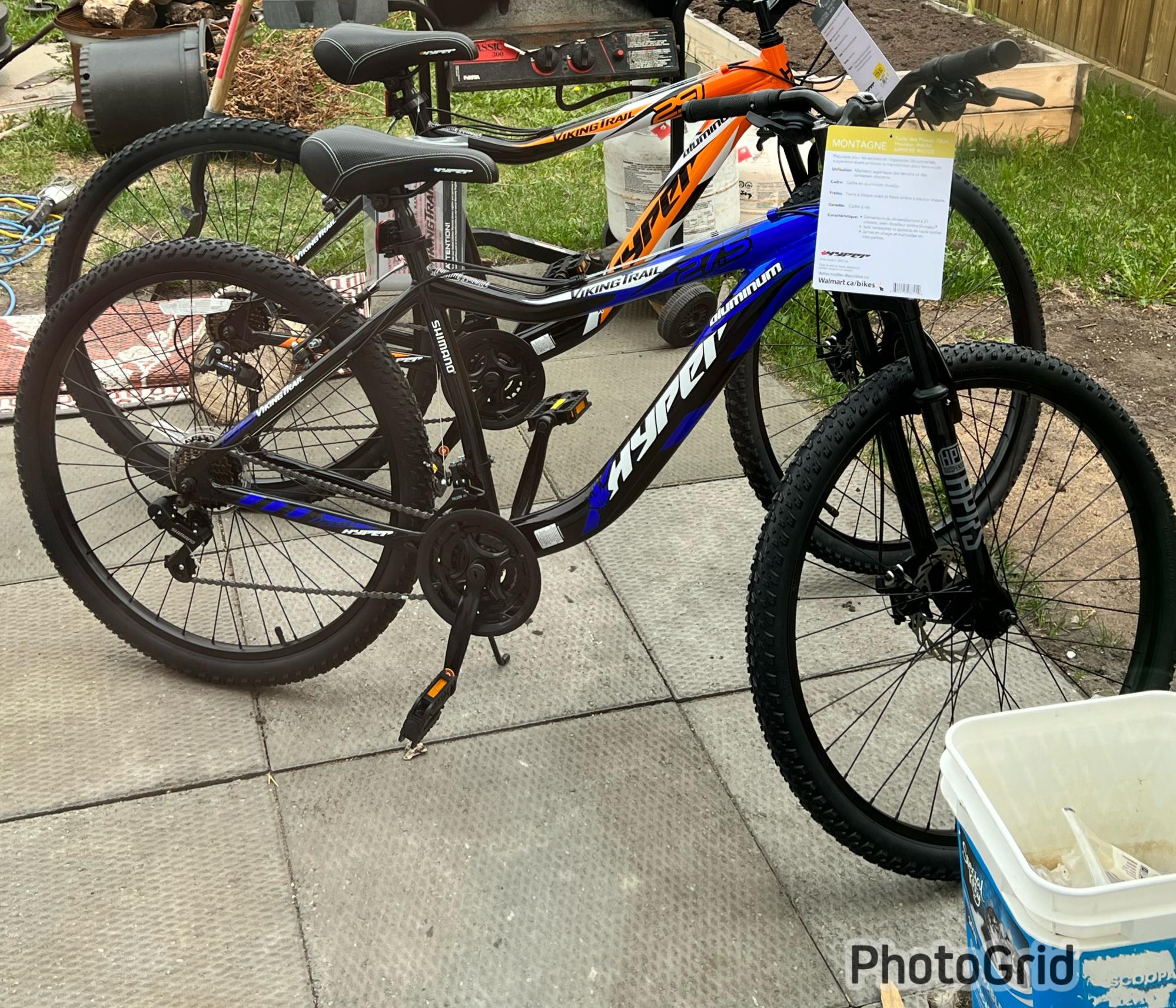 2023 Hyper 27.5 in Blue and Black