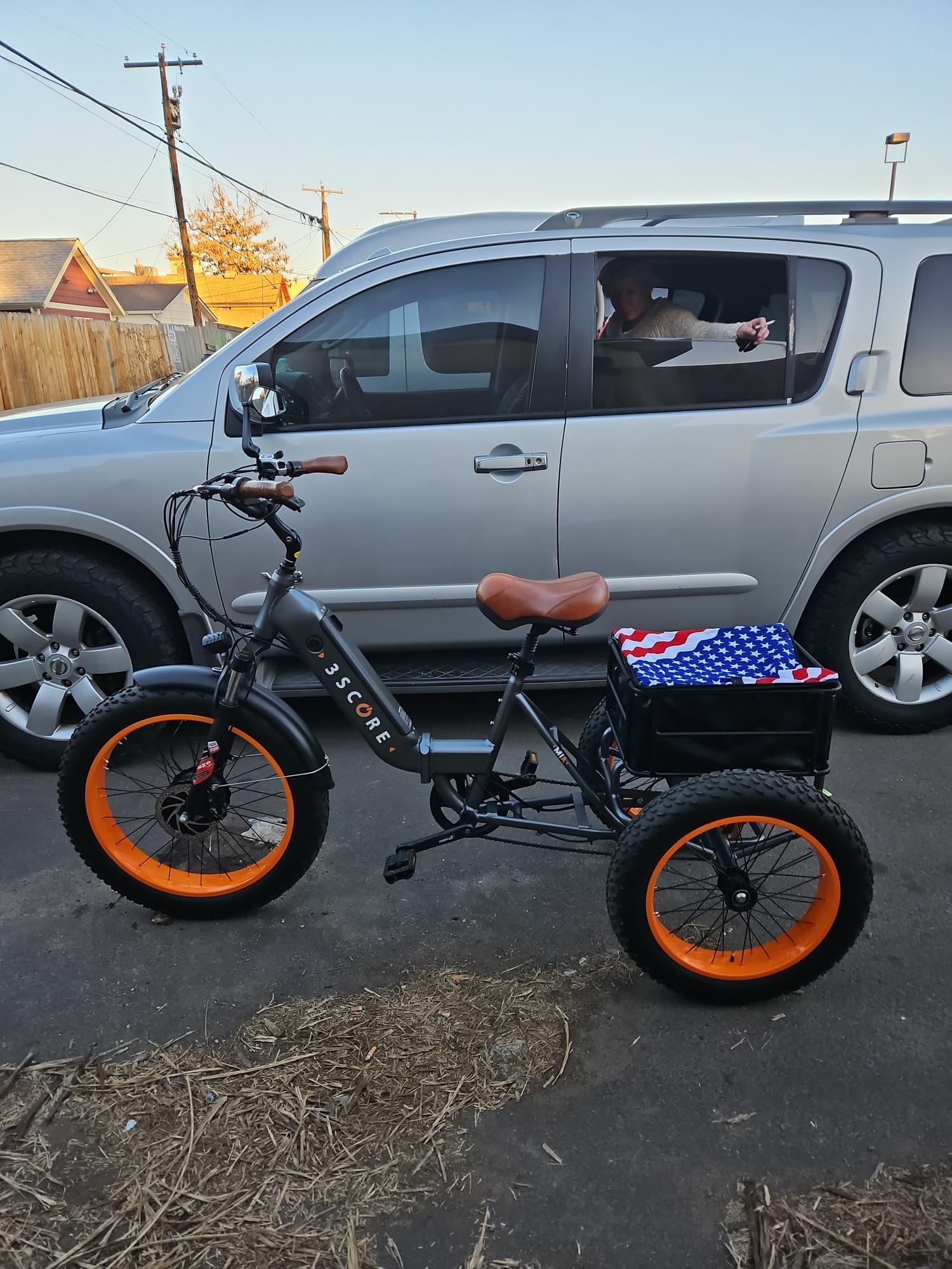 2021 3score MIA e-scooter Black and Orange