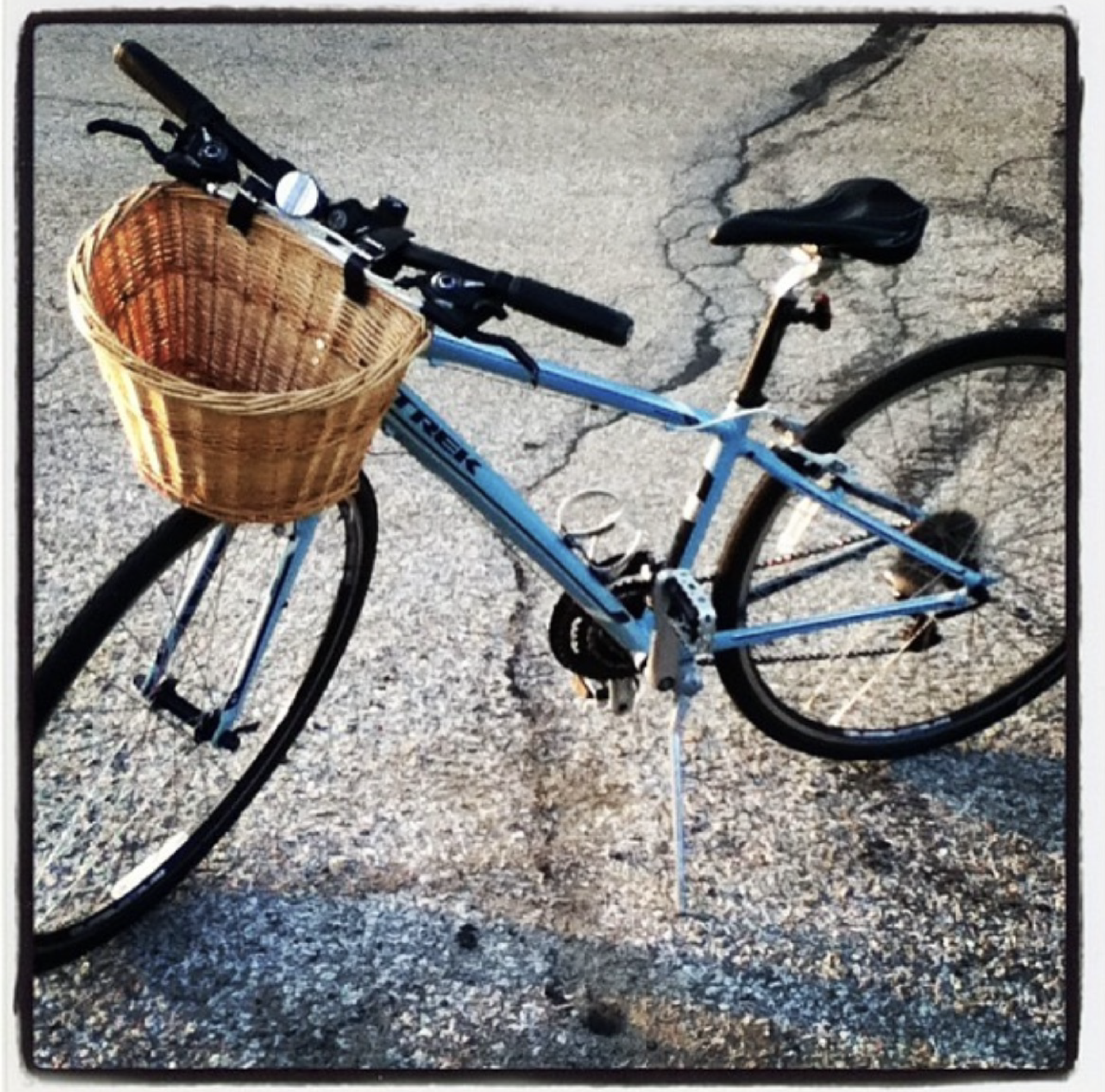 2012 Trek 7.2 FX WSD Blue