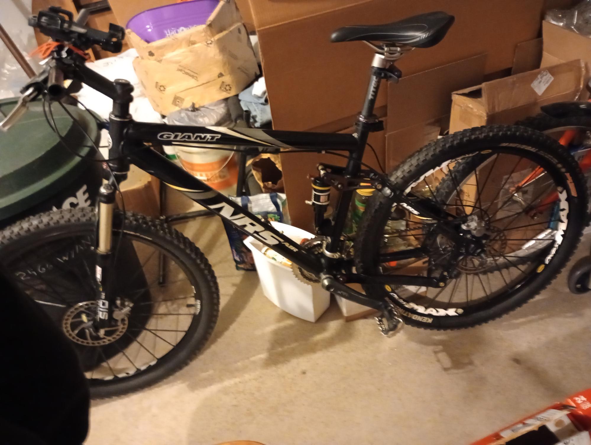 2021 Giant NRS Air Black