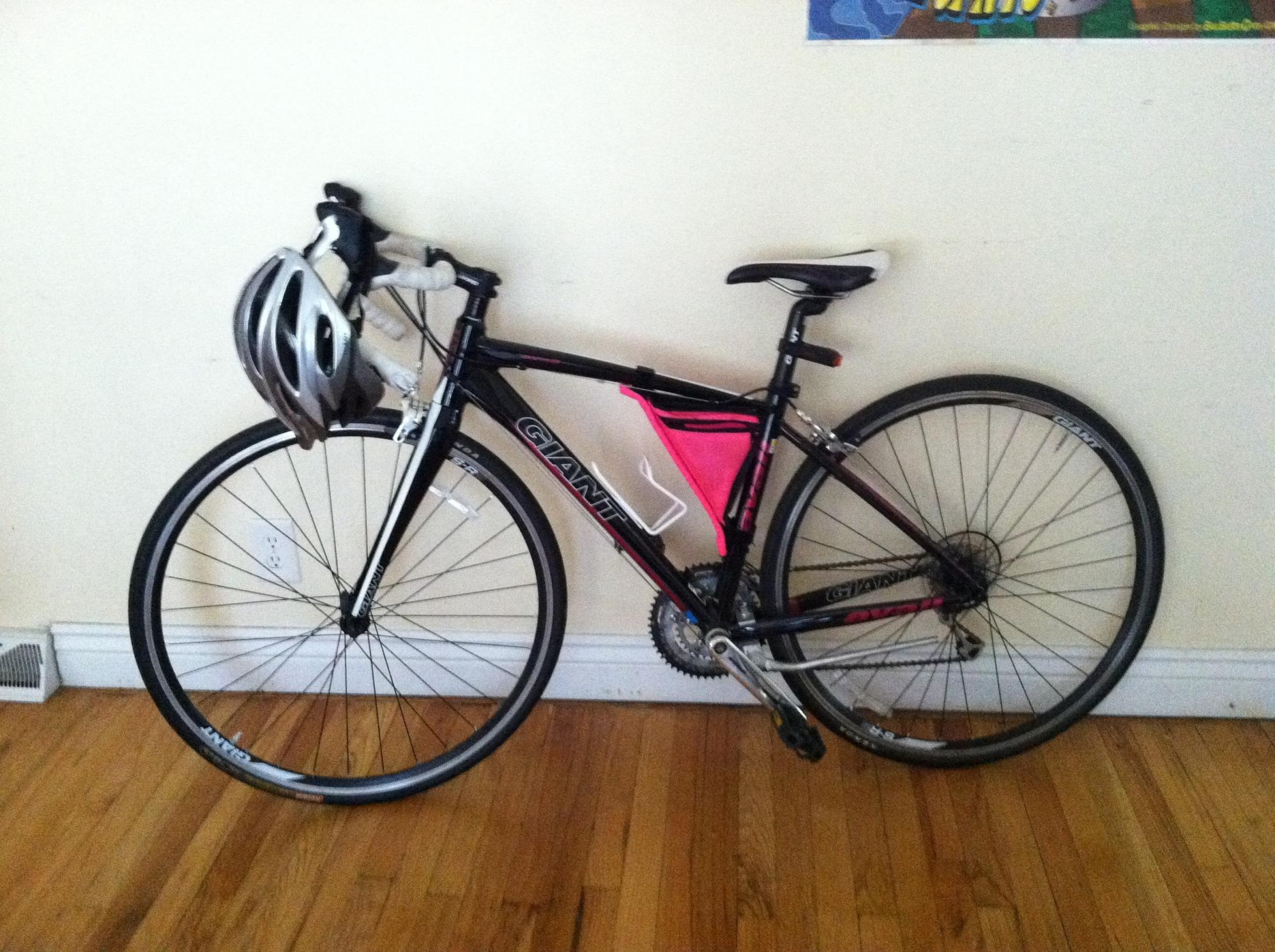 2011 Giant Avail 3 (Black/ Pink/ White)  Black, Pink, and White