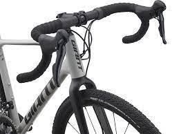 2021 Giant Revolt 2 Silver, gray or bare metal