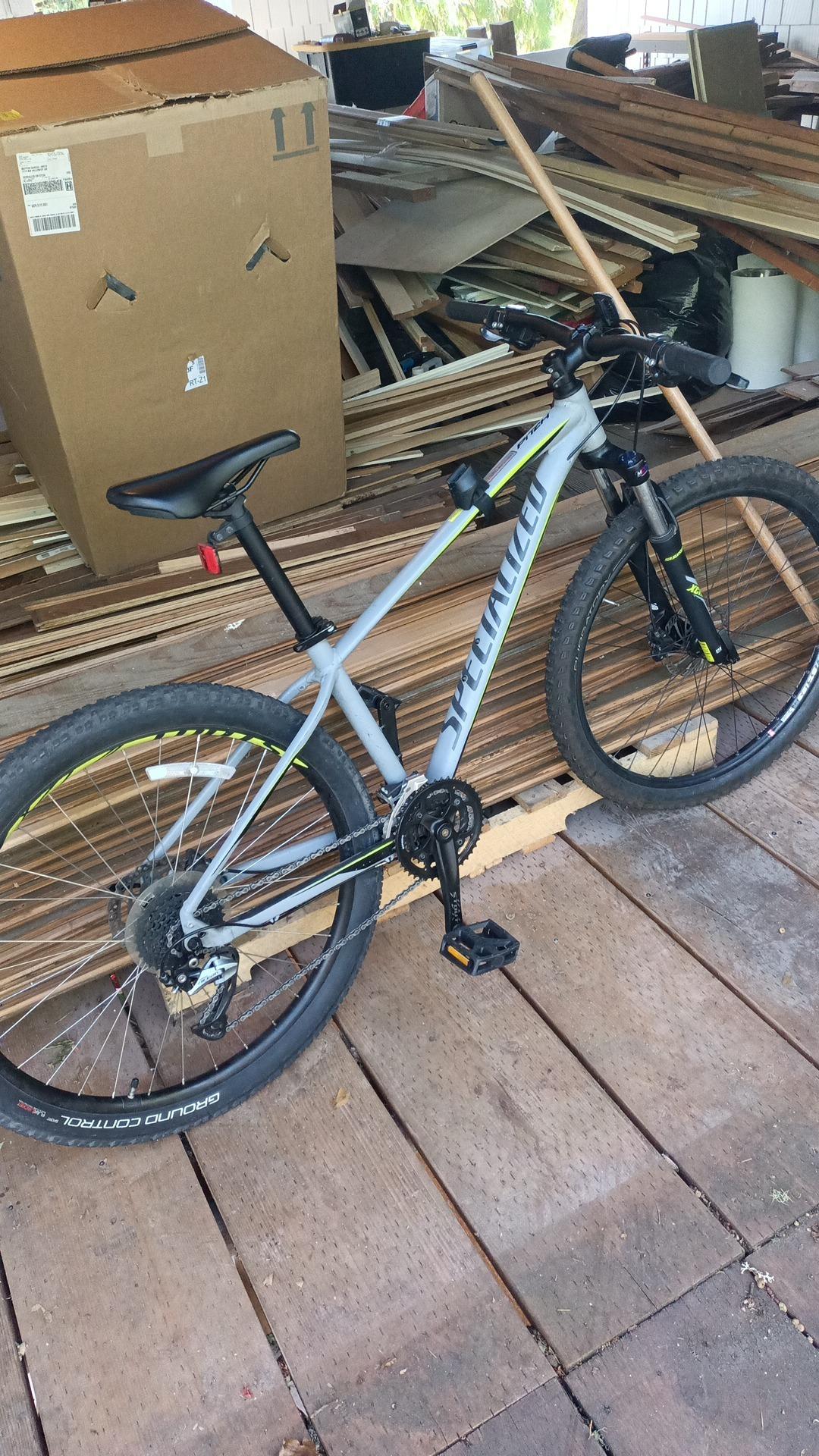 2018 Specialized Comp Silver, gray or bare metal