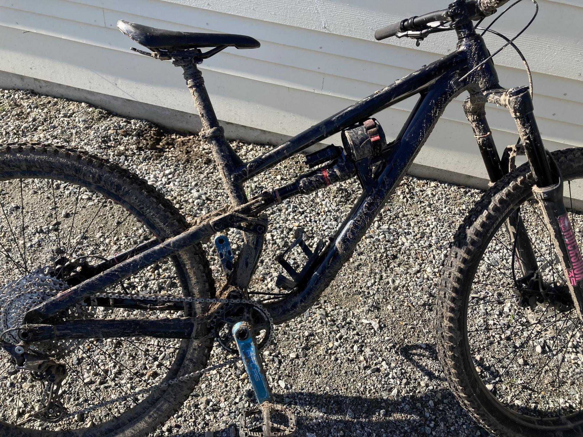 2021 Salsa Blackthorne Black