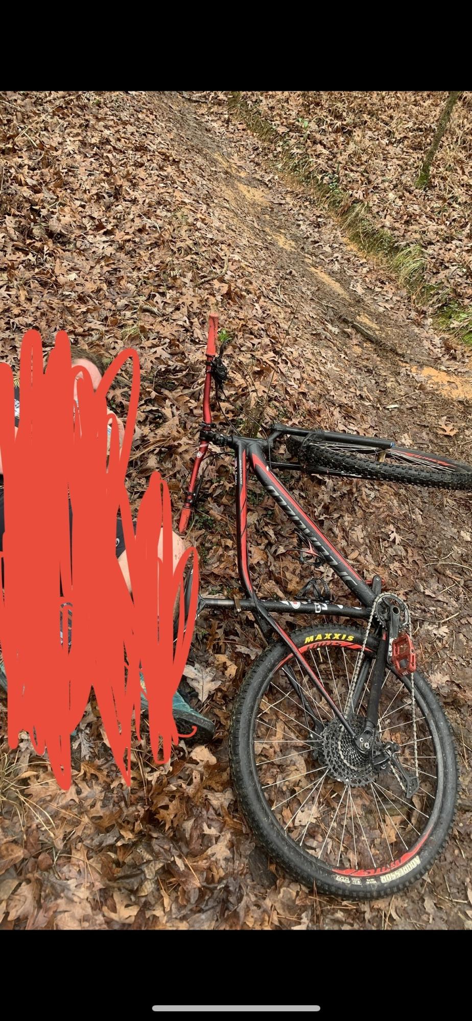 2015 Specialized Rockhopper Sport Black and Red