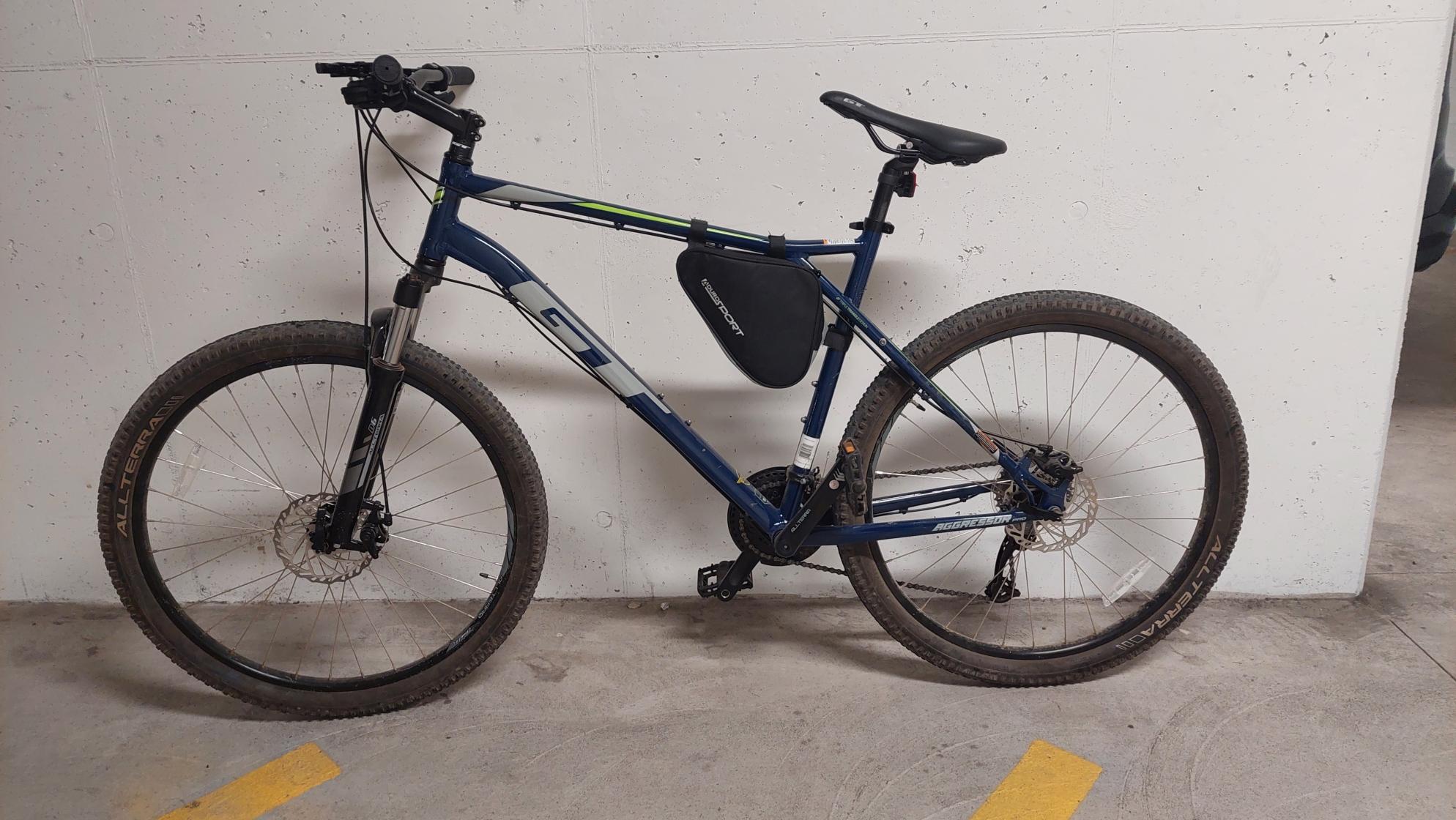 2023 GT Bicycles Aggressor Pro Blue