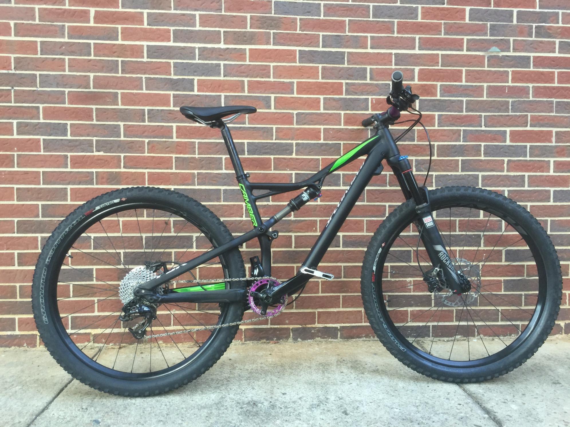 2016 Specialized Camber Comp Black and Green