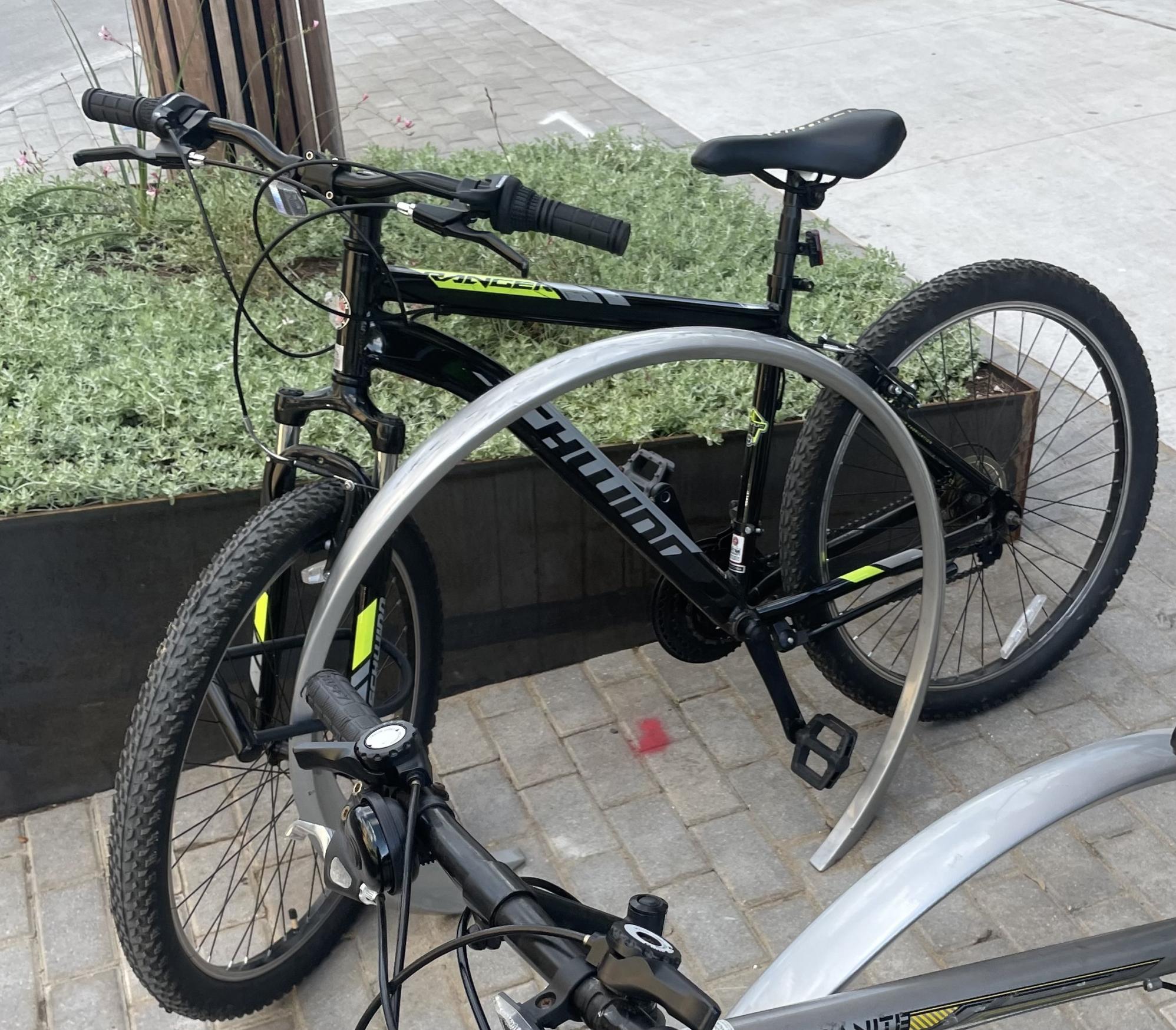 2021 Schwinn S4966TGJ Black