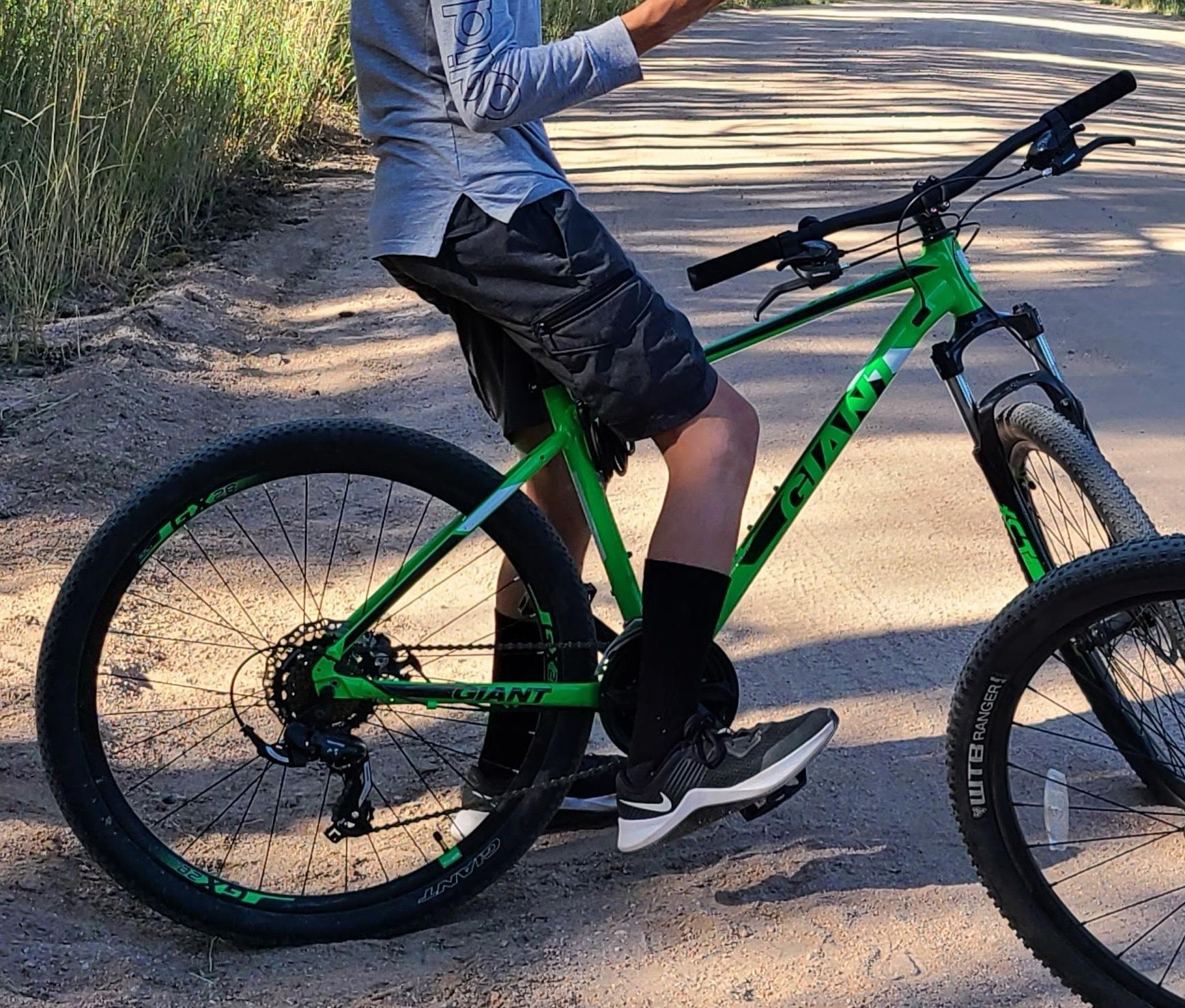2024 Giant 8TX Green