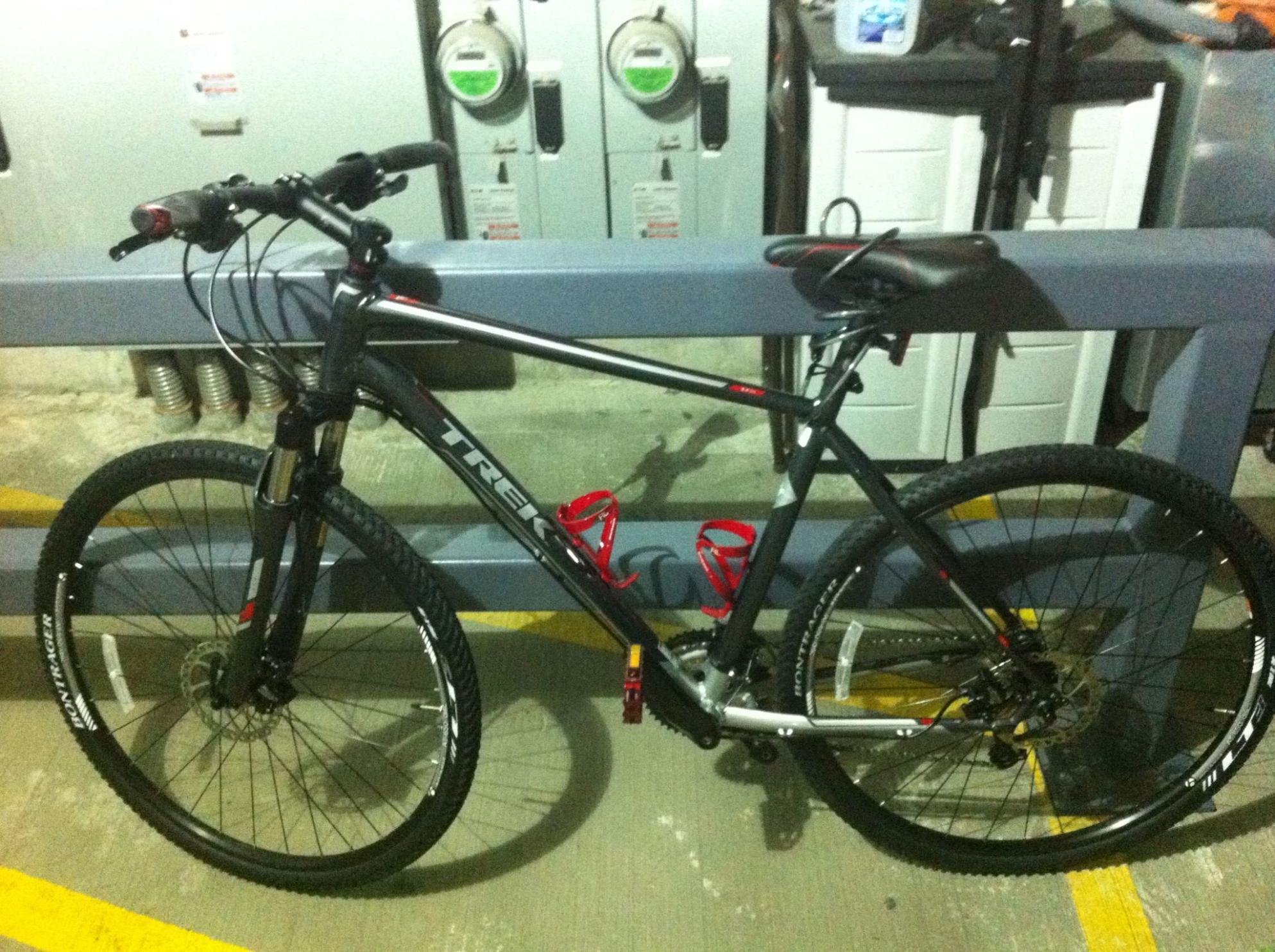 2012 Trek 8.4 DS Silver or Gray