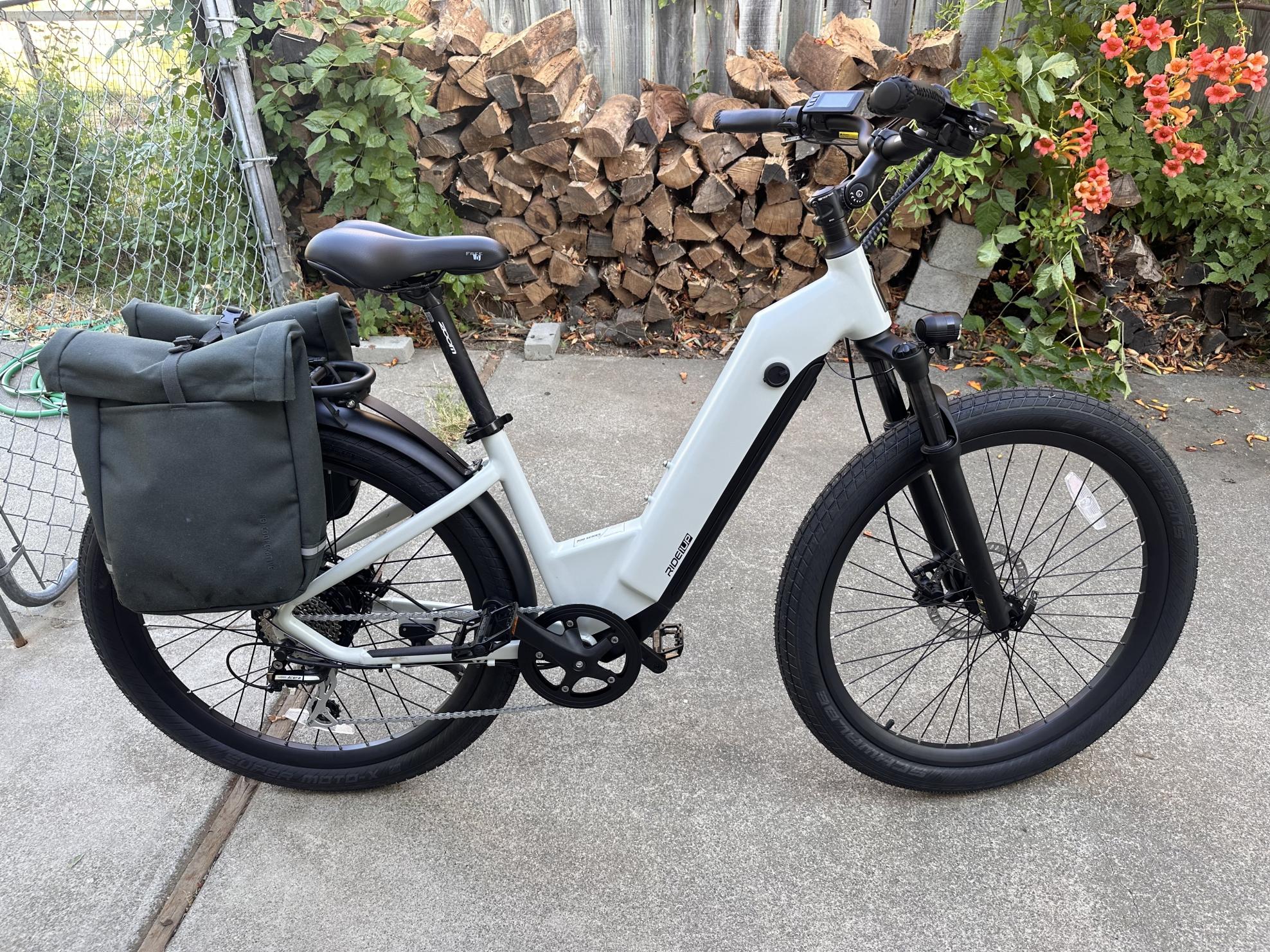 2024 Ride1Up 700 Series Step Through Frame White and Black