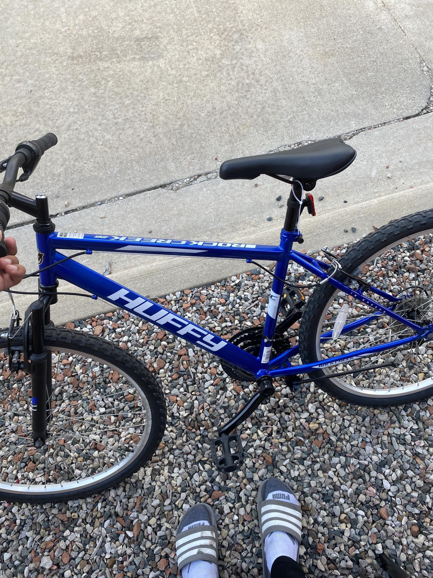 2024 Huffy Mountain bike Blue