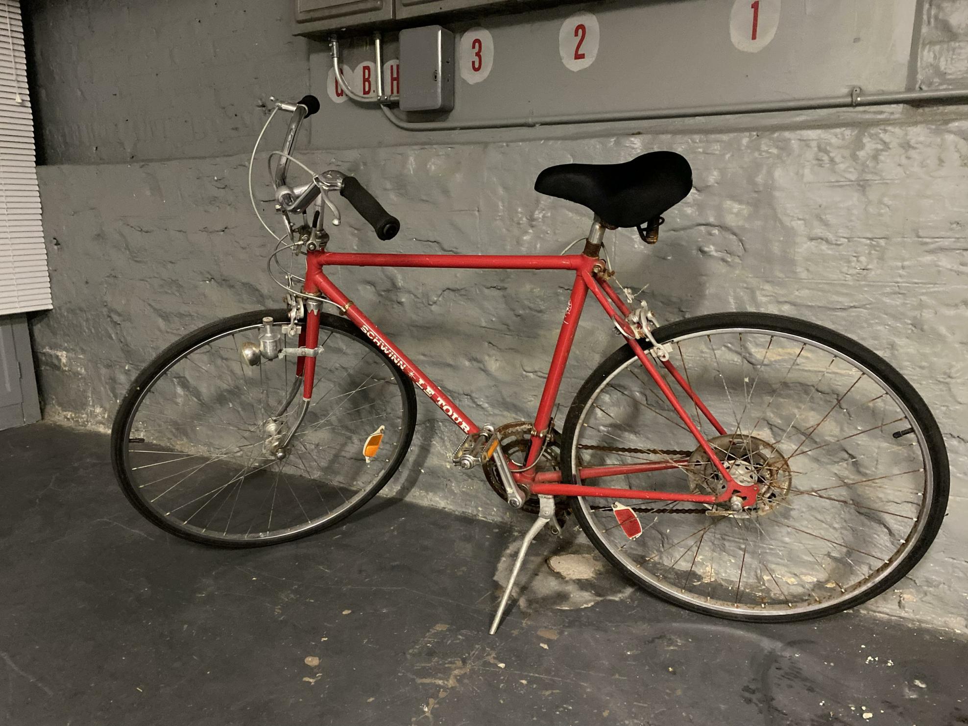 1974 Schwinn le tour Red