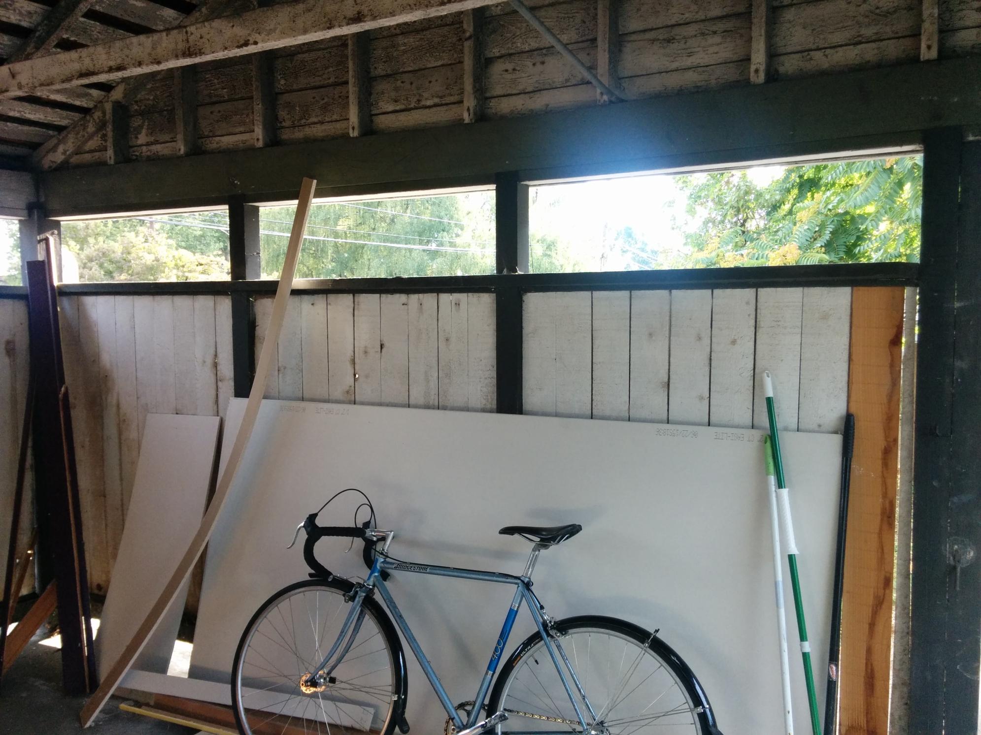 Bridgestone 400 Silver or Gray and Blue