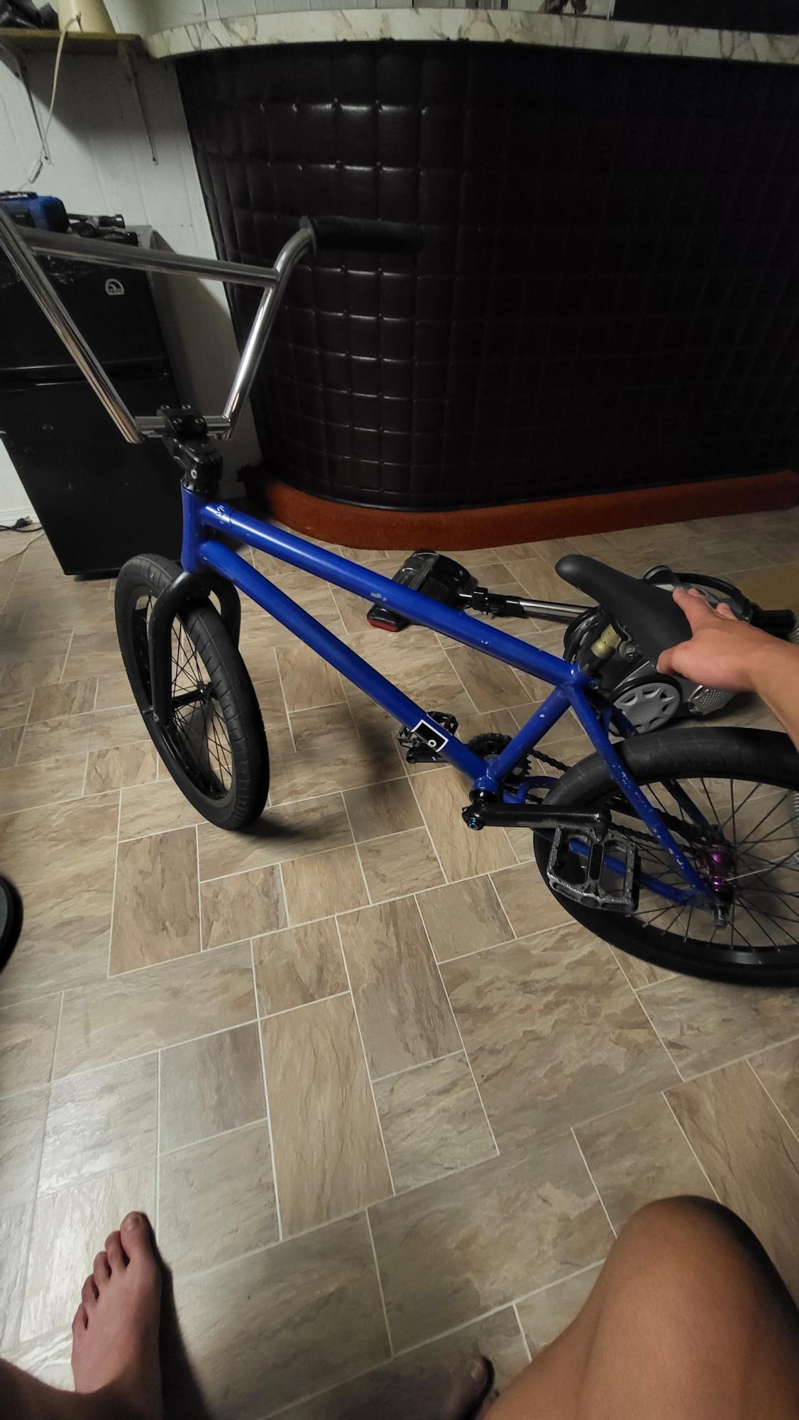 2018 Volume Volume bikes Blue and Black