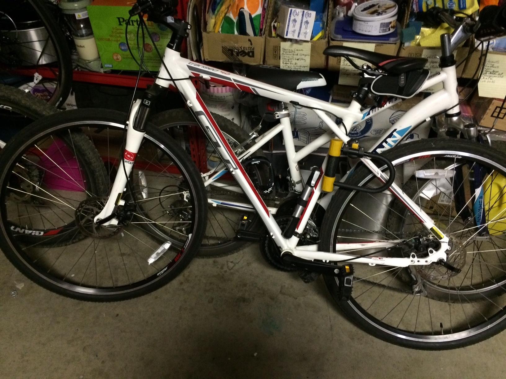2014 GT Bicycles Transeo 4.0 White
