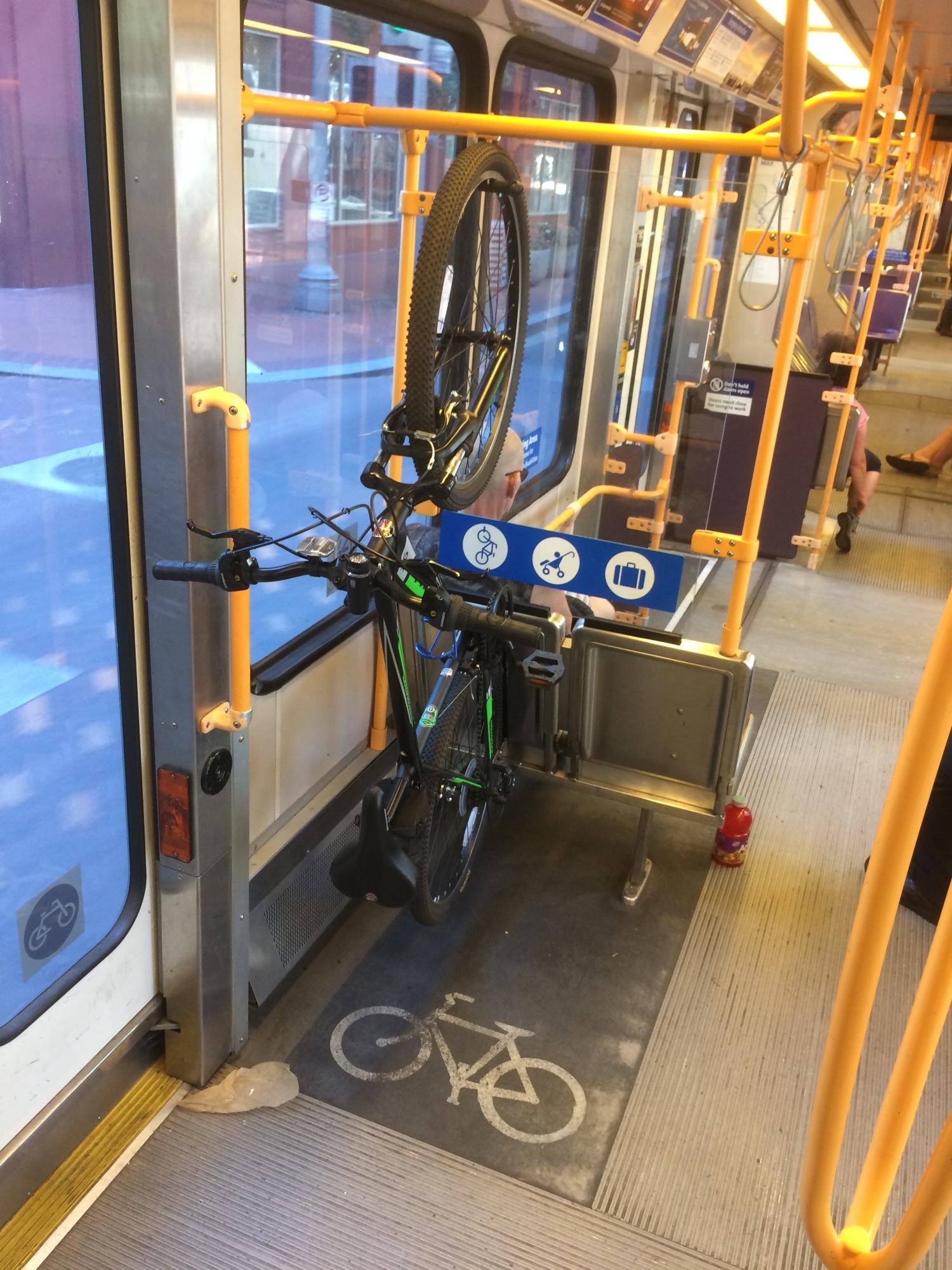 2013 Schwinn Black and Green