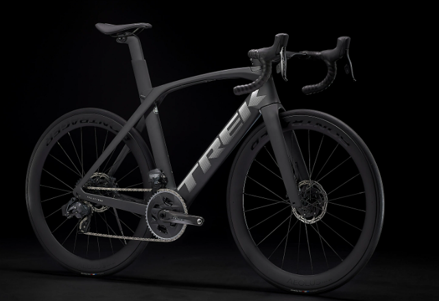 2022 Trek Madone SLR 7 eTap Black