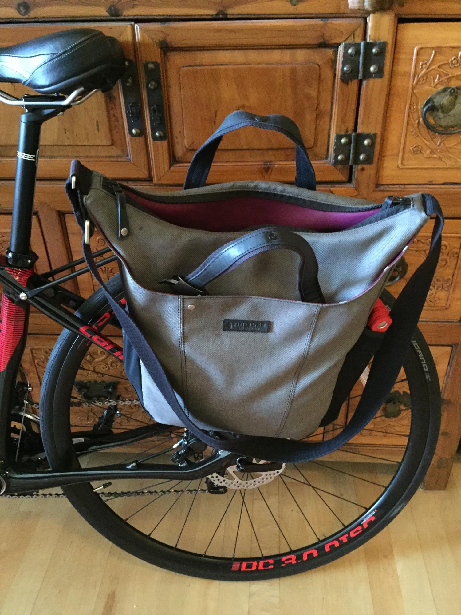 2016 Cannondale 700 M Quick Crb BLK Black and Red