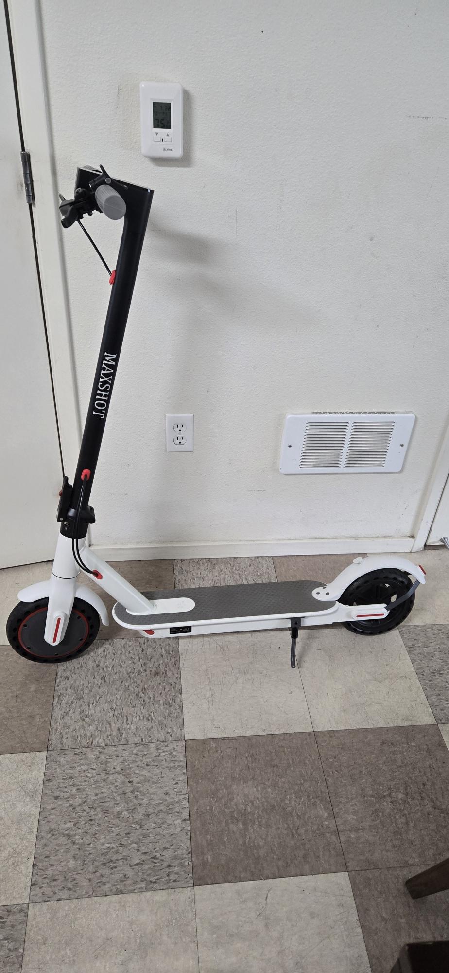 Maxshot V1 White outline-grey deck but BLACK stem e-scooter White, Black, and Silver, gray or bar...