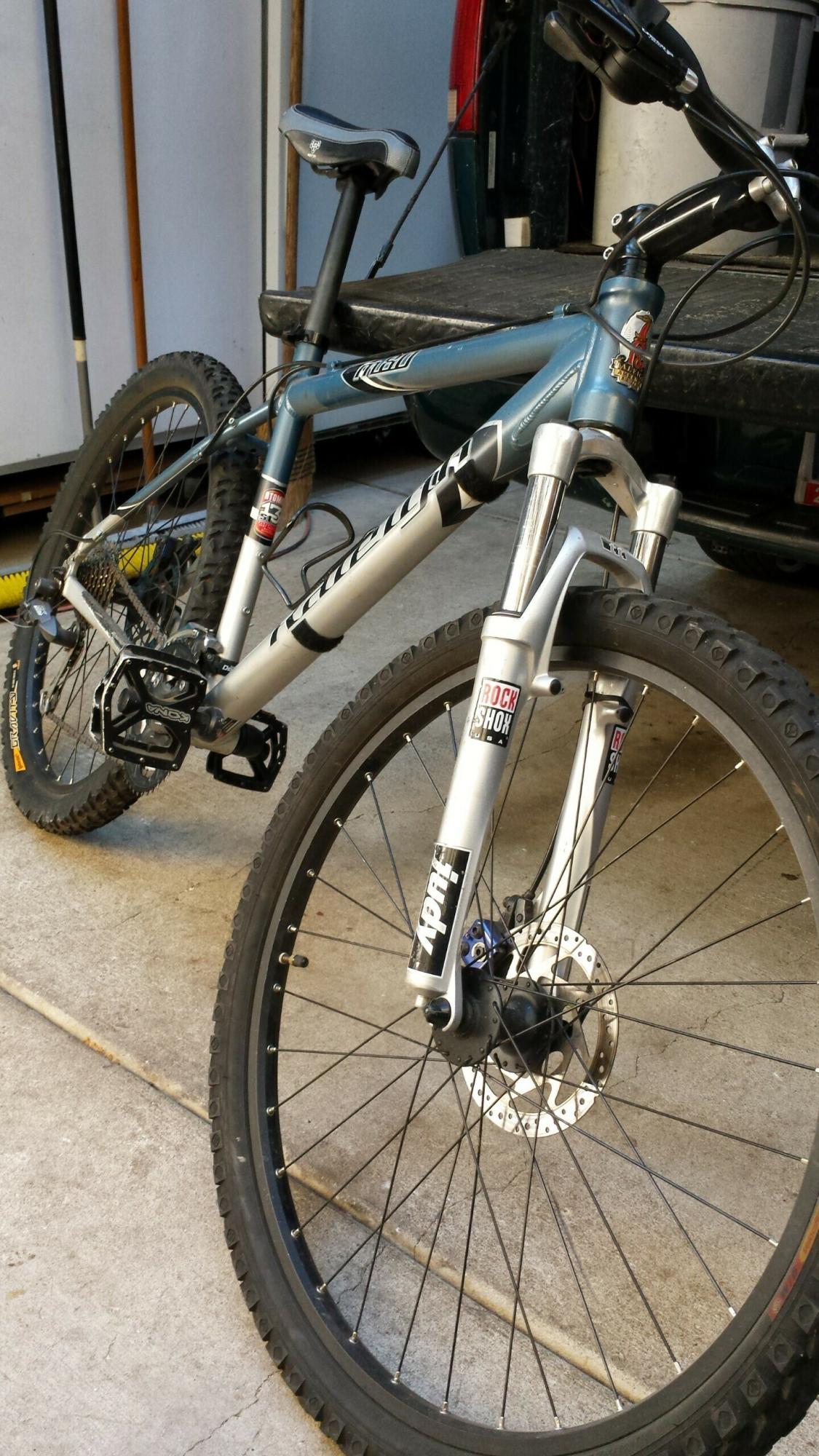 Raleigh M80 Blue