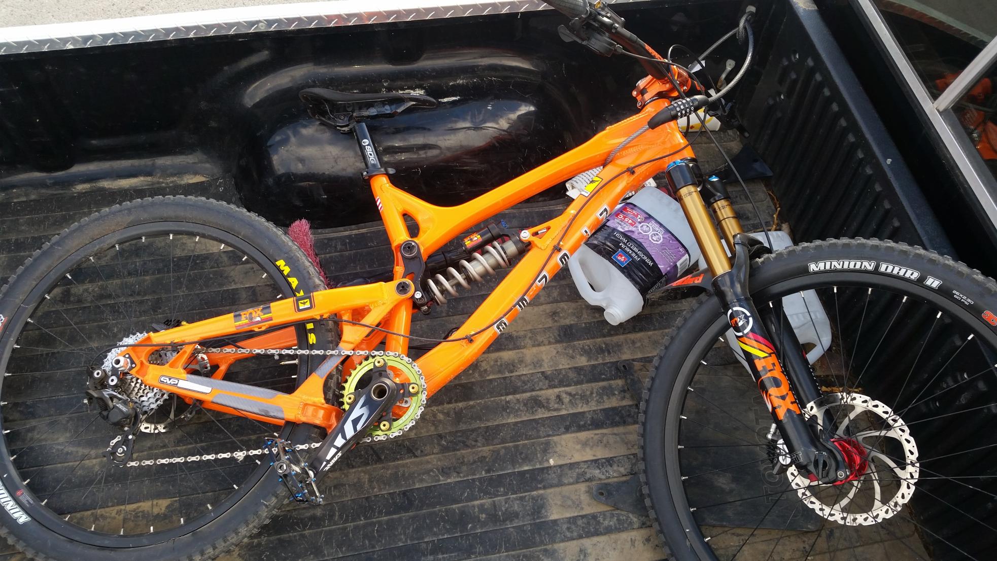 2014 Intense Uzzi Orange