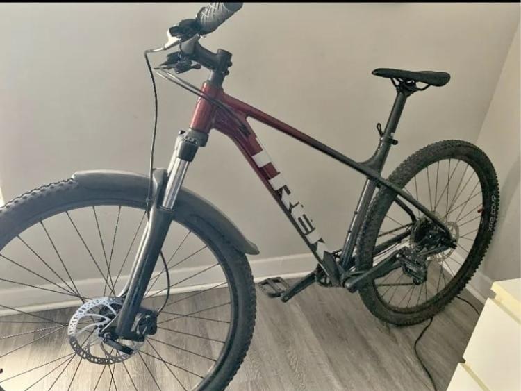 2024 Trek Marlin 6 Red and White