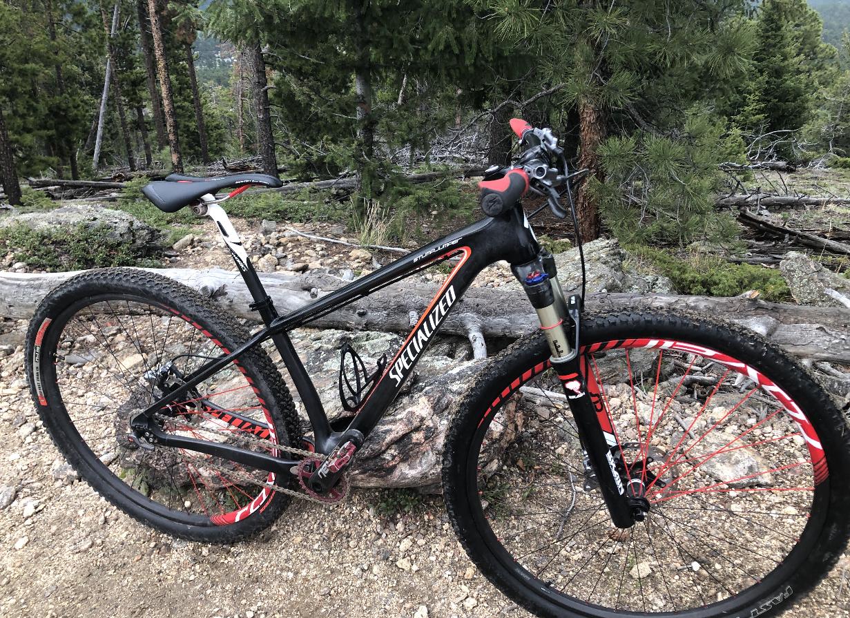 2010 Specialized S-Works Stumpjumper Carbon HT SS 29er... Black and Red