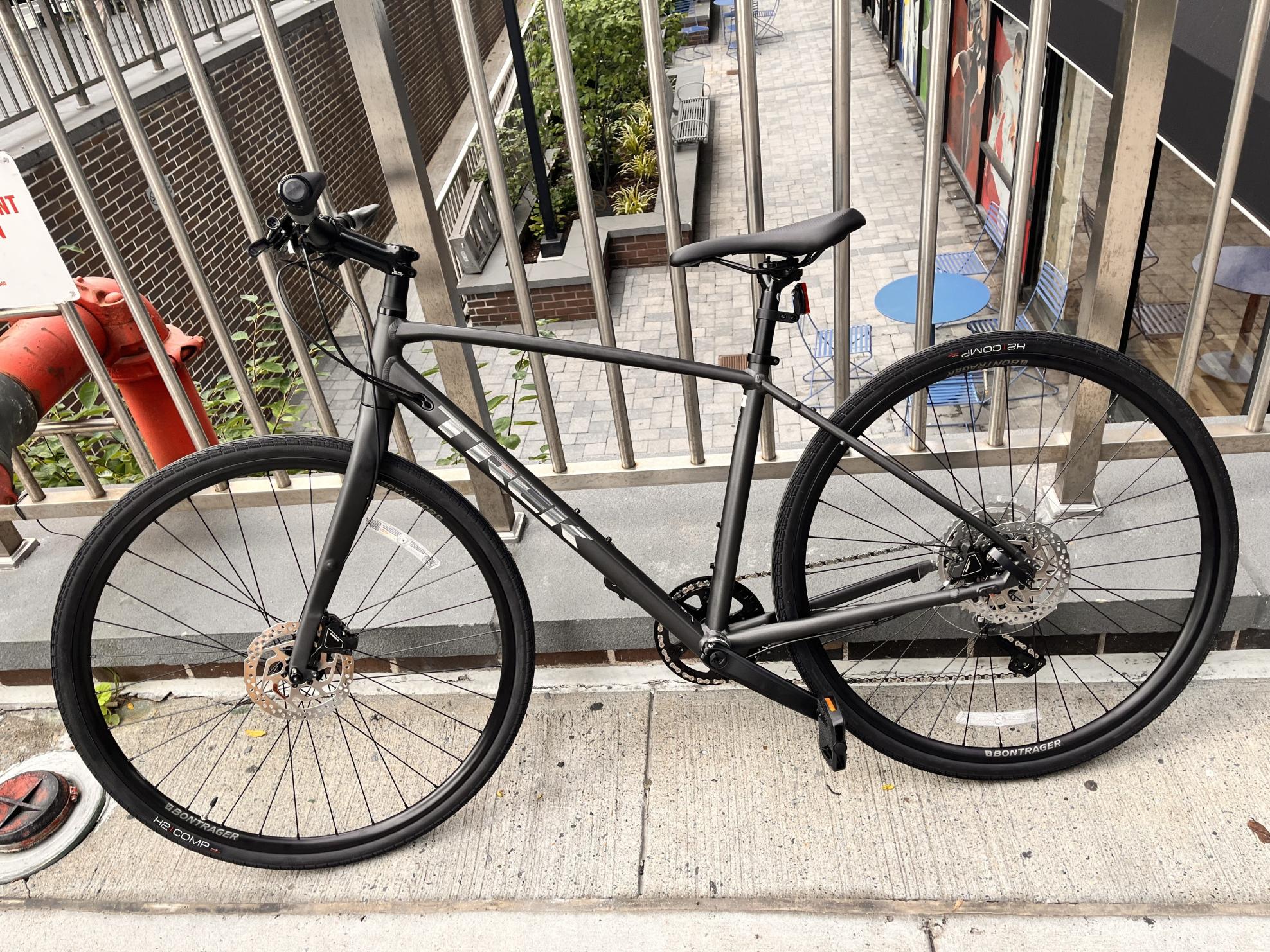 2023 Trek FX 3 Black