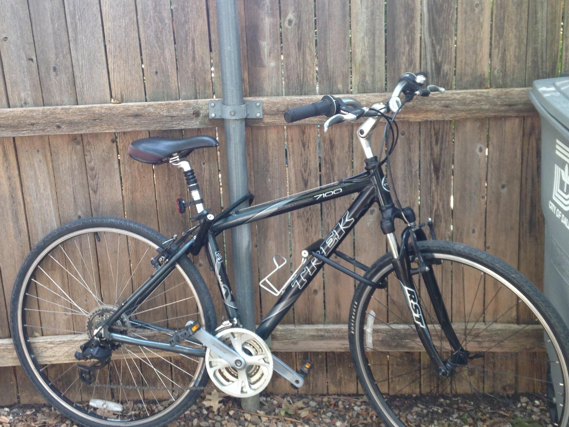 Trek 7100 Black and Silver or Gray