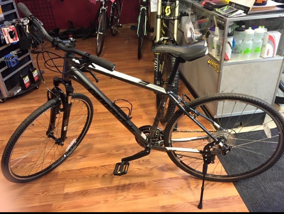 2016 Cannondale Quick CX Silver, gray or bare metal