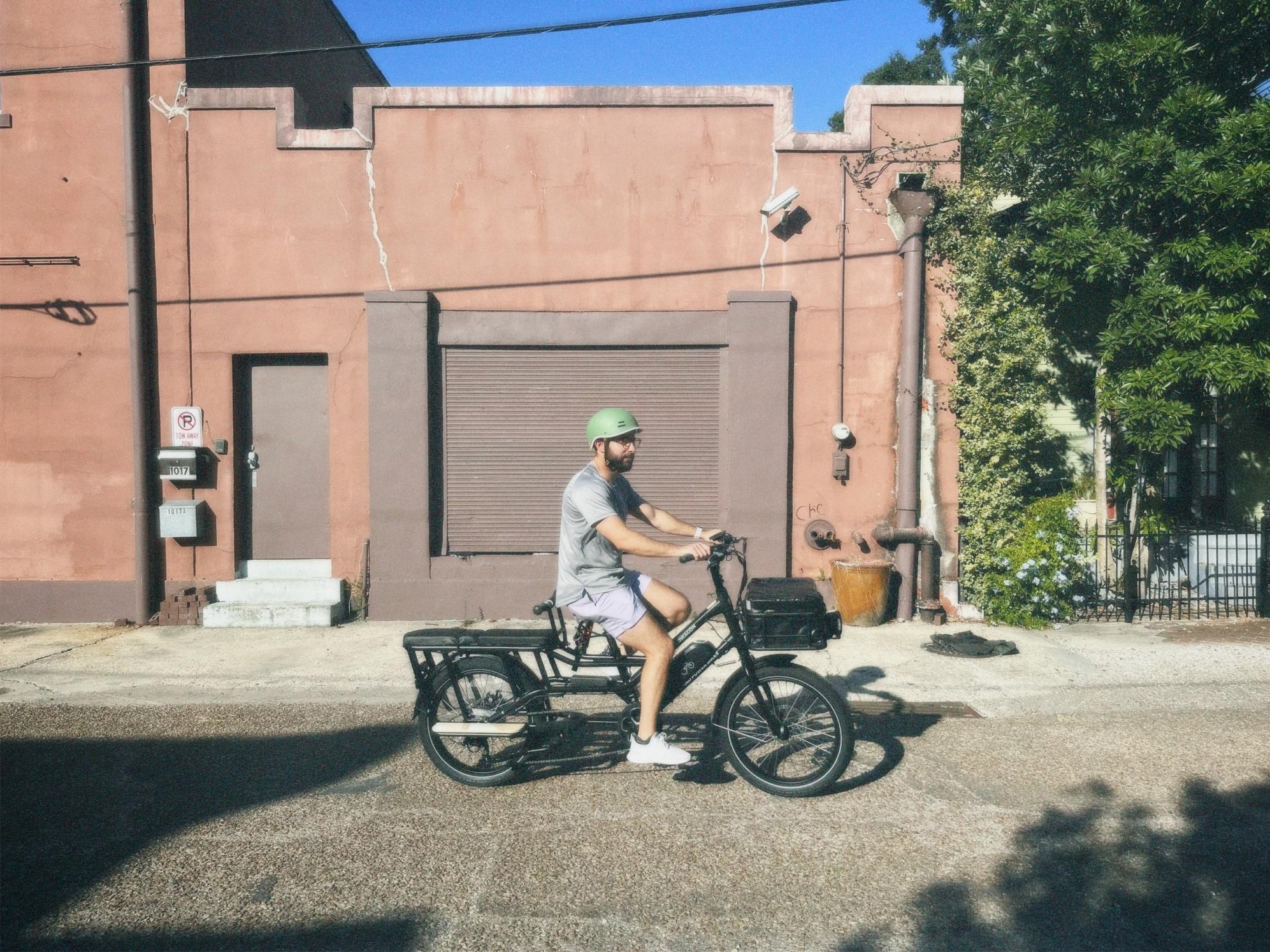 2023 Rad Power Bikes RadWagon 4 cargo bike (front storage) Black