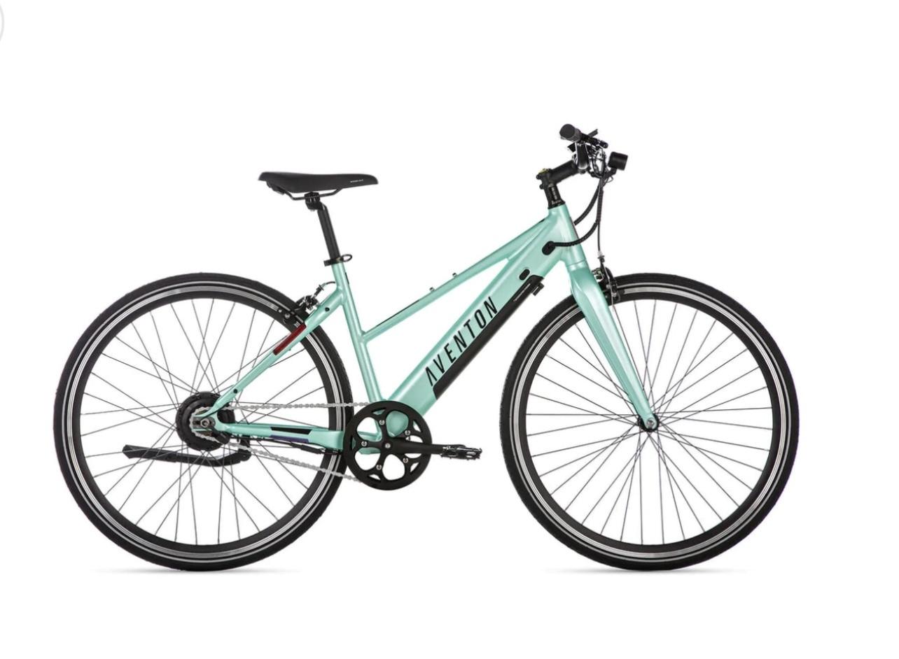 2022 Aventón Solterra 7 Green