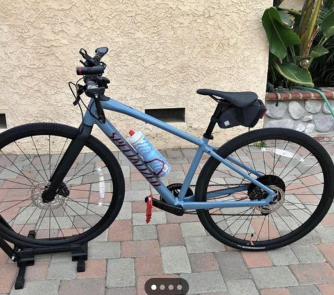 2021 Specialized Sirrus 4.0 Blue