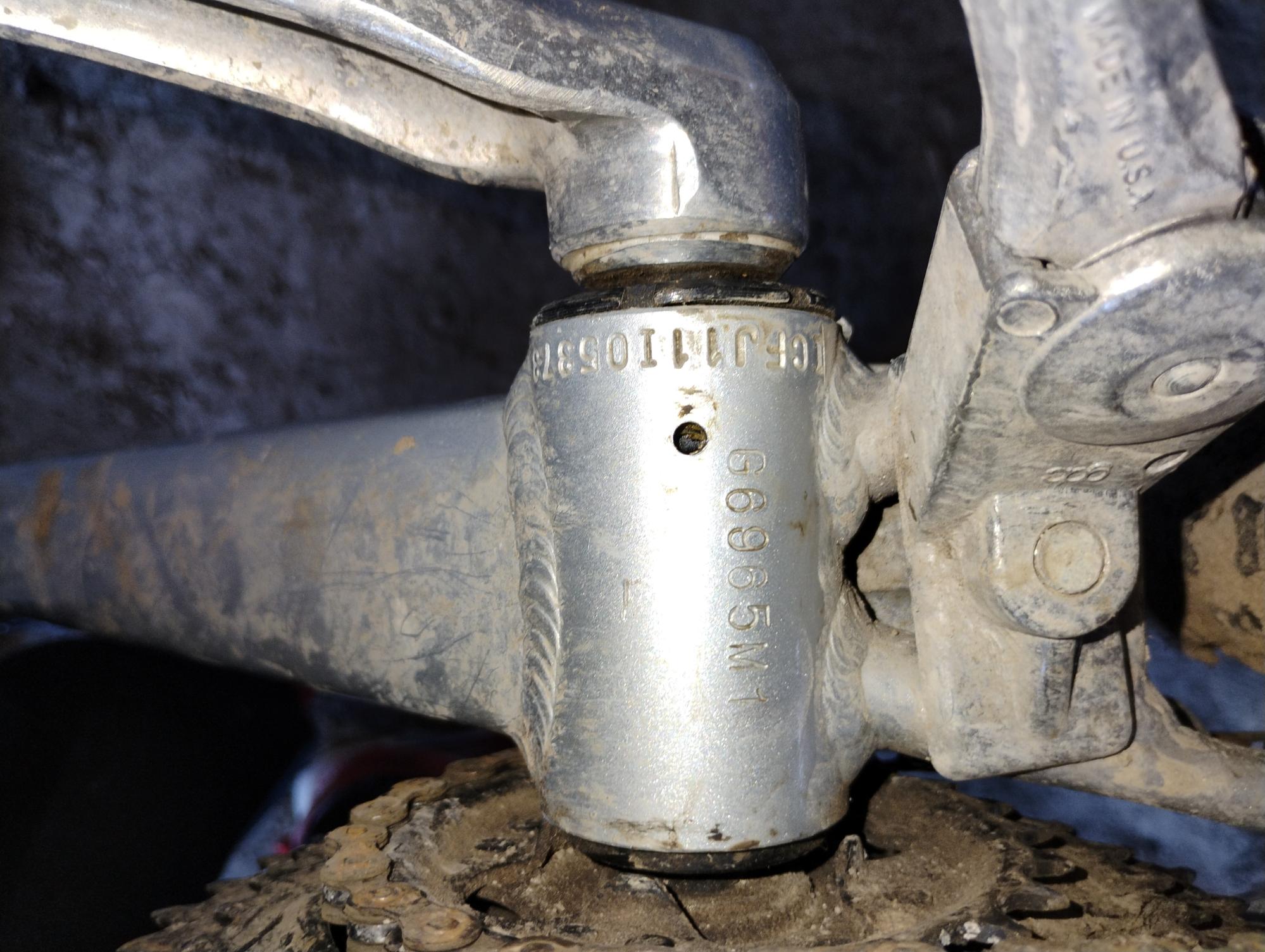 Fuji Nevada 4.0 Silver, gray or bare metal