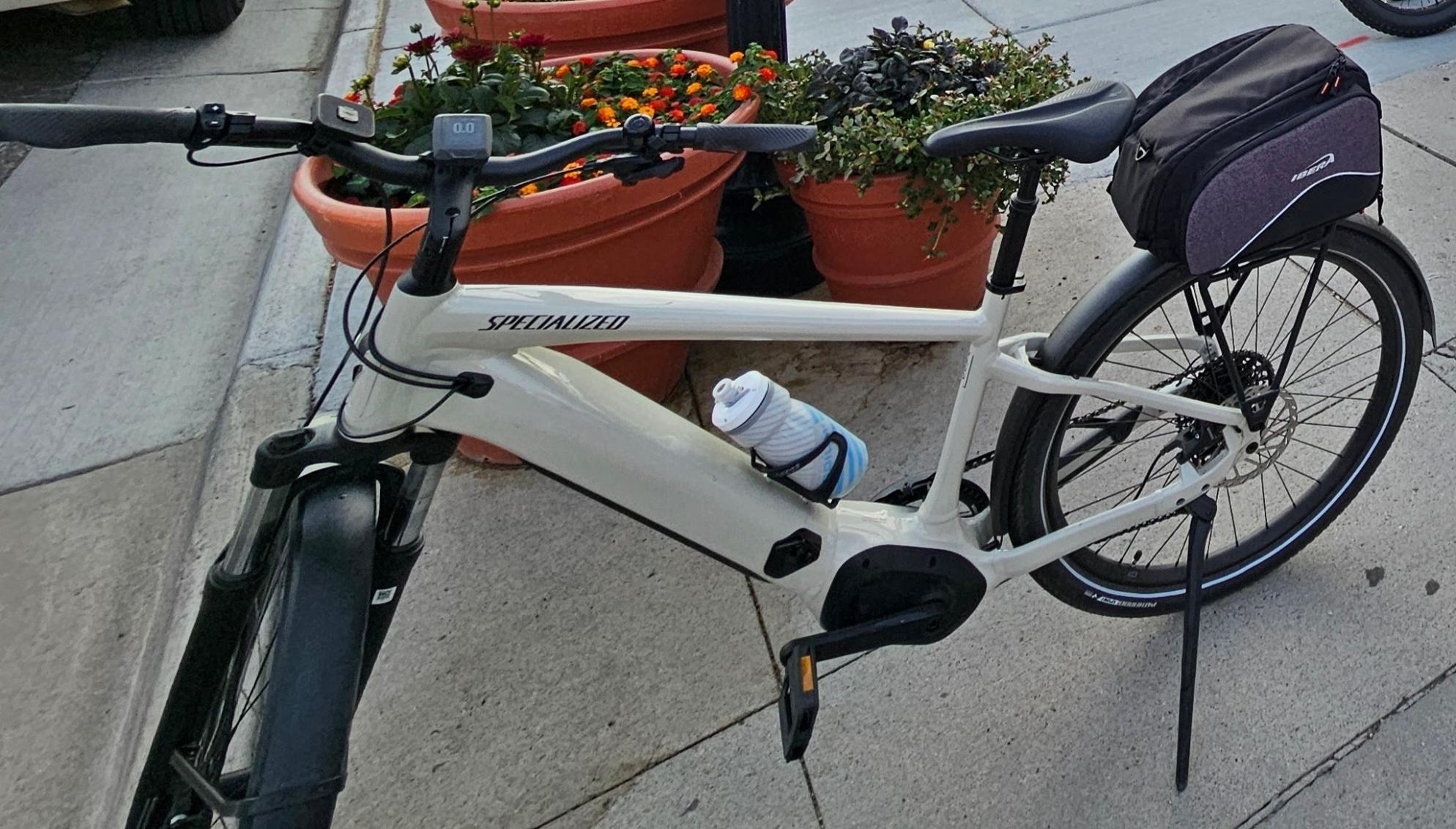 2024 Specialized Turbo Vado White