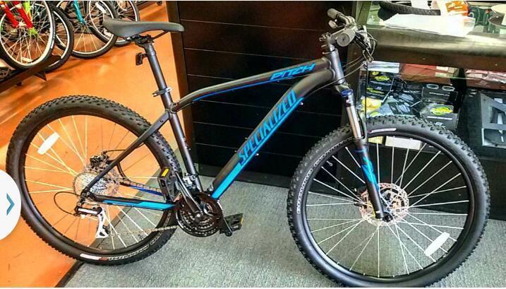 2017 Specialized Premium aluminum. Sport trail 650B Black and Blue
