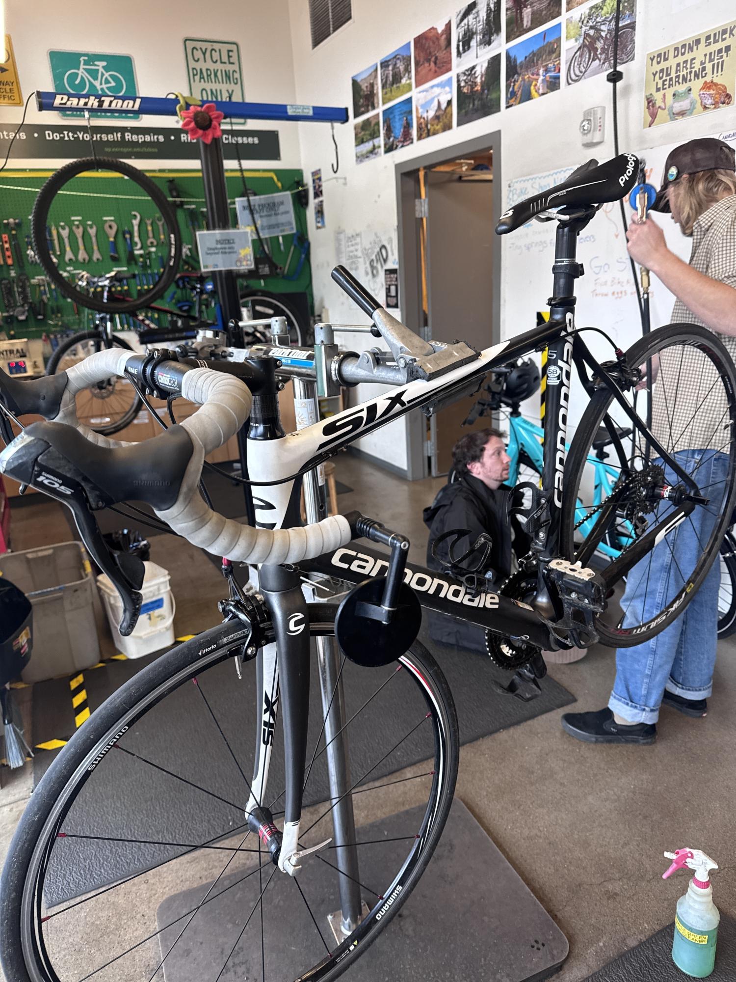 2026 Cannondale Super Six Black and White