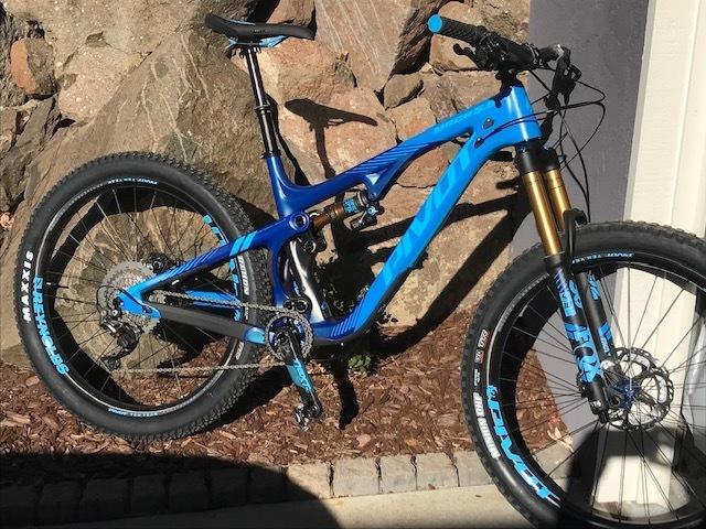 2018 Pivot Mach 5.5 Blue