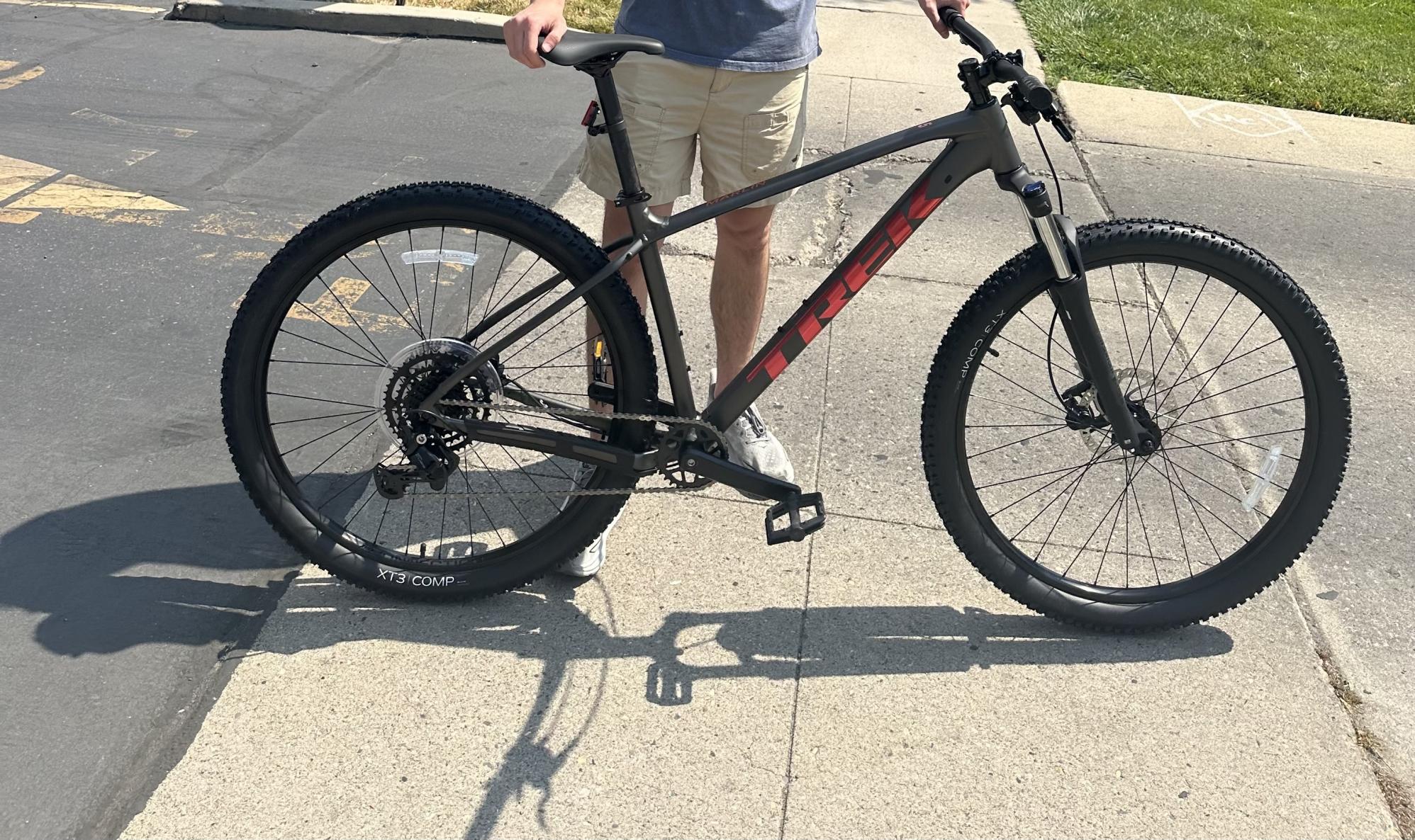 2024 Trek Marlin 5 Black and Red