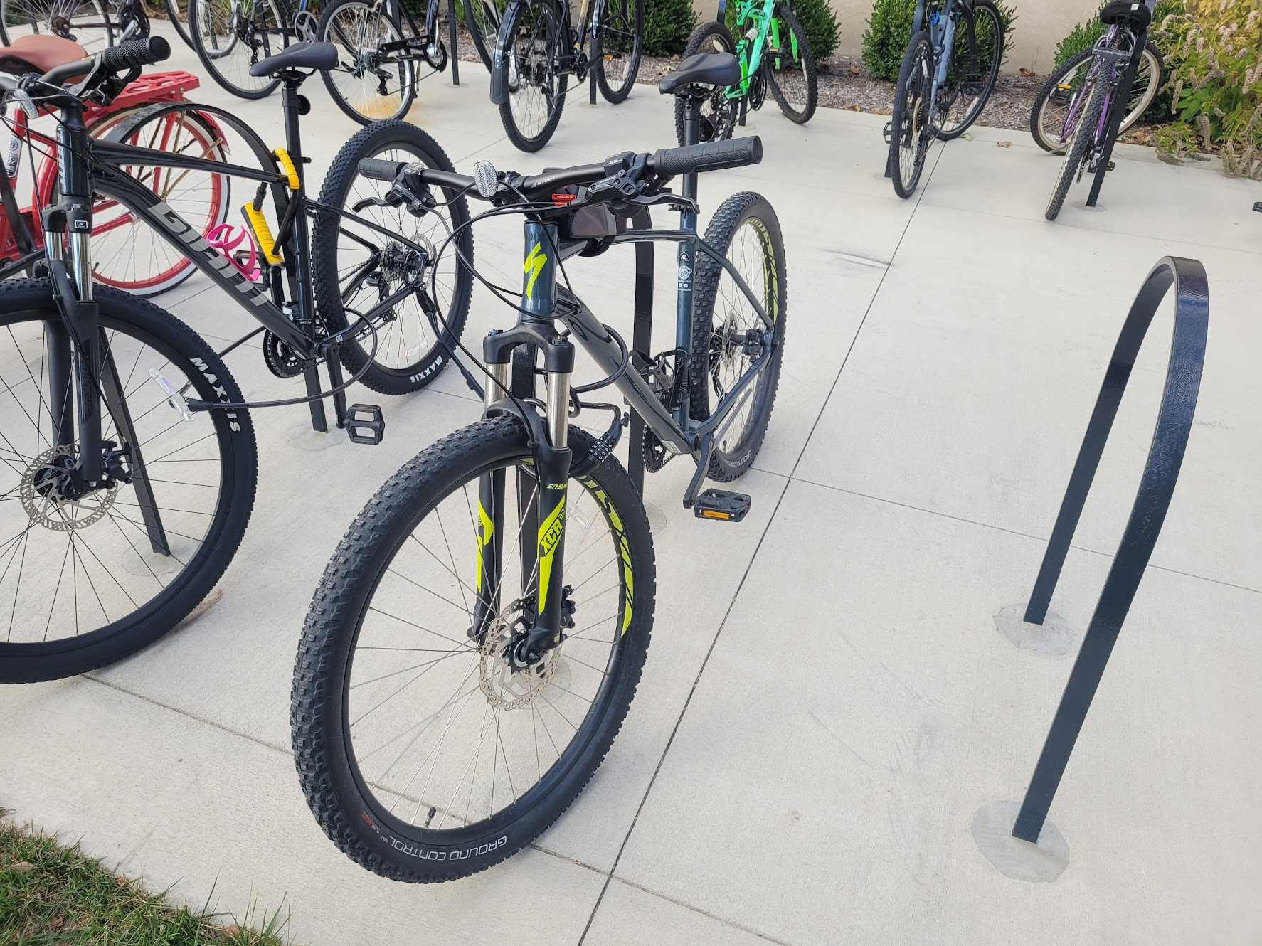 2019 Specialized Pitch Expert Silver, gray or bare metal and Green