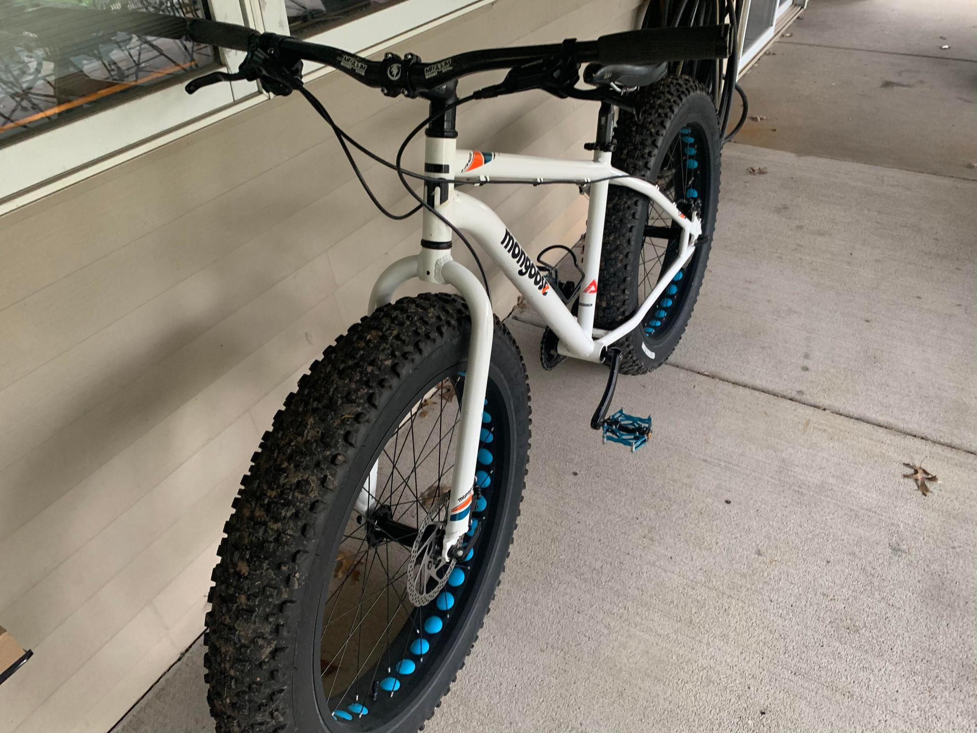 2015 Mongoose Vincent White