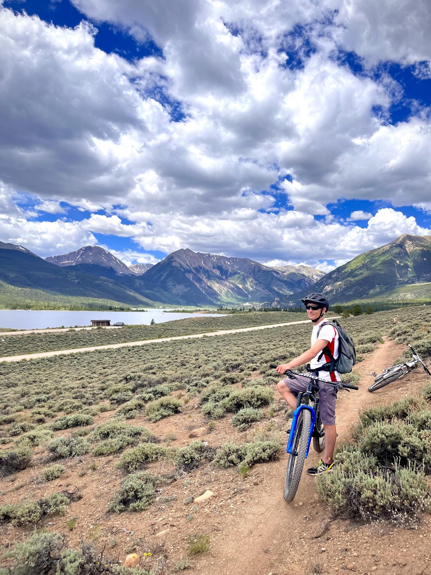 2020 Colorado native. Carbon frame Colorado native mtn bike Black