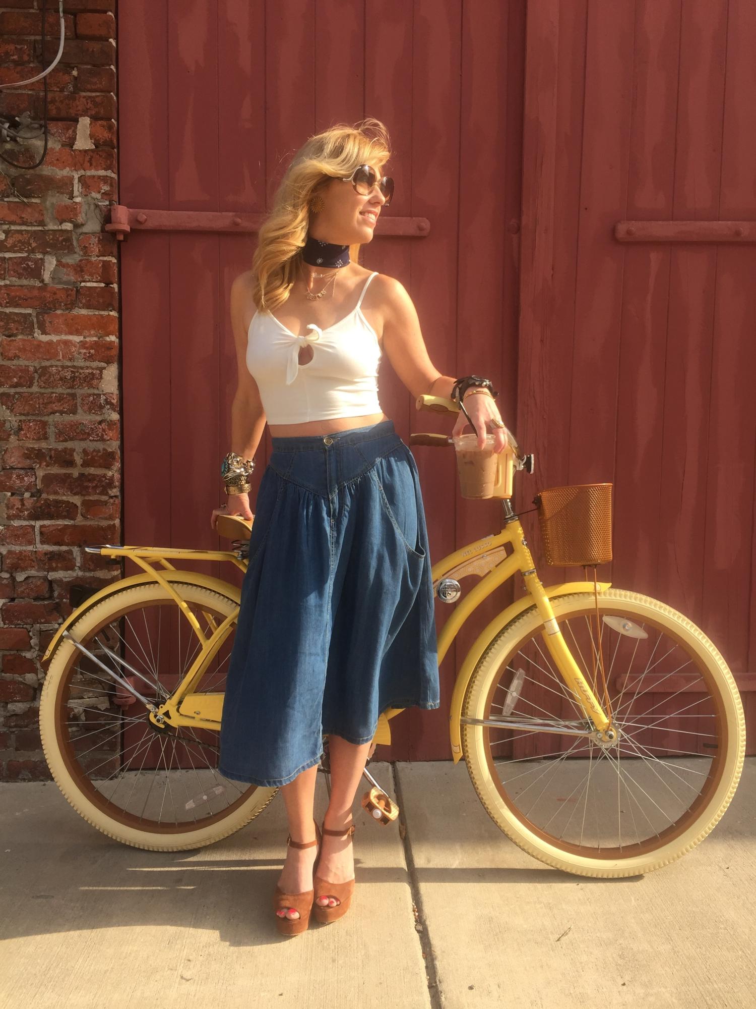 2016 Huffy Cruiser Yellow or Gold