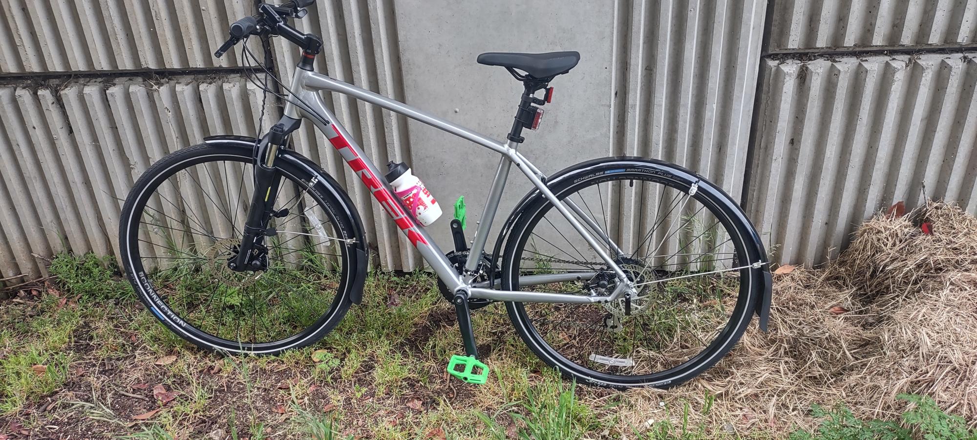 2022 Trek Duel sport 1 Silver, gray or bare metal