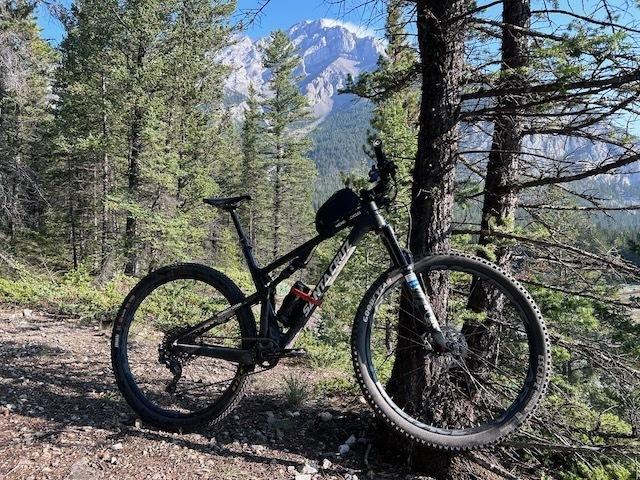 2019 Santa Cruz BLUR C 29 XE Black and Black