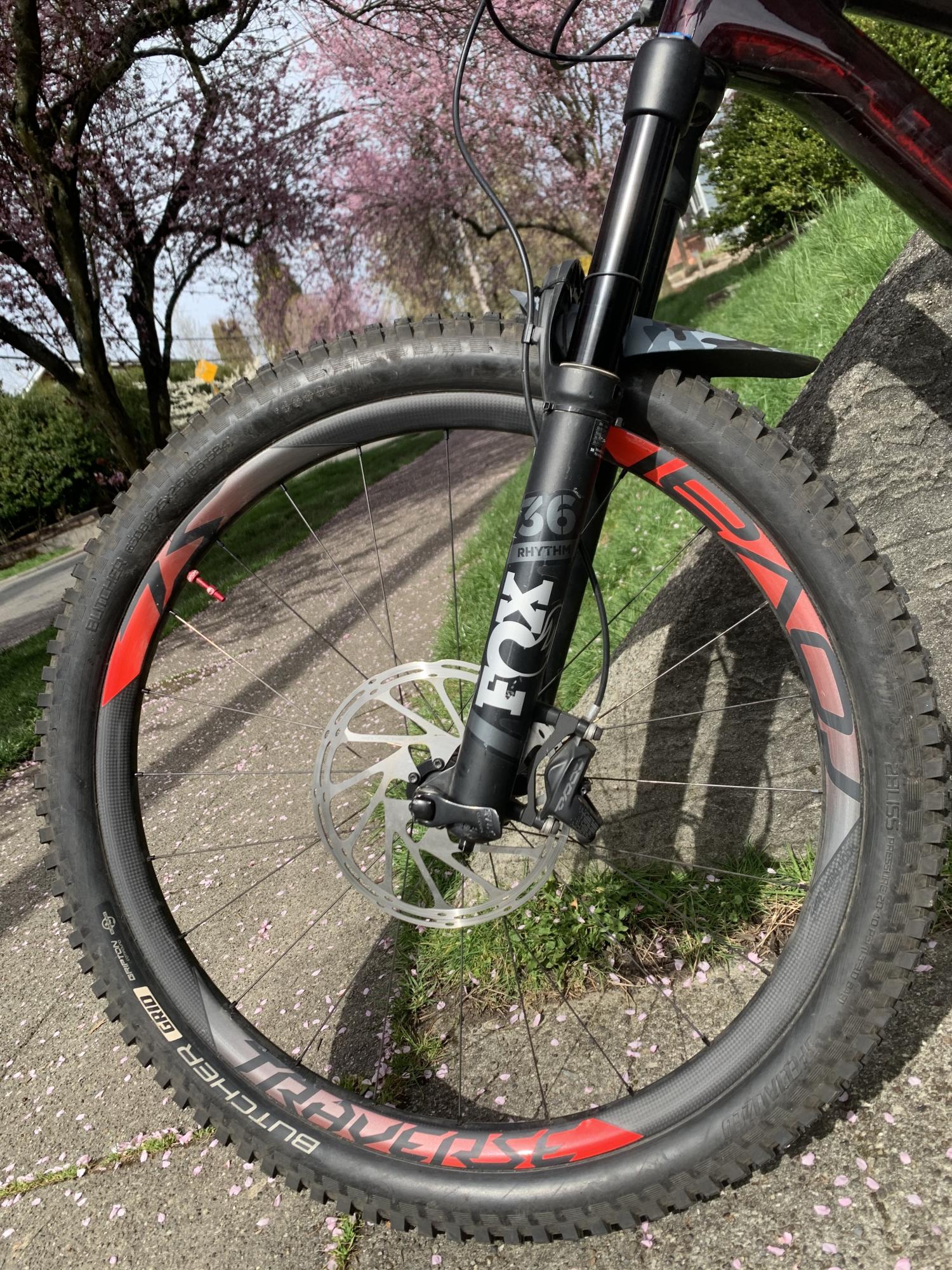 2020 Specialized Purple and Black